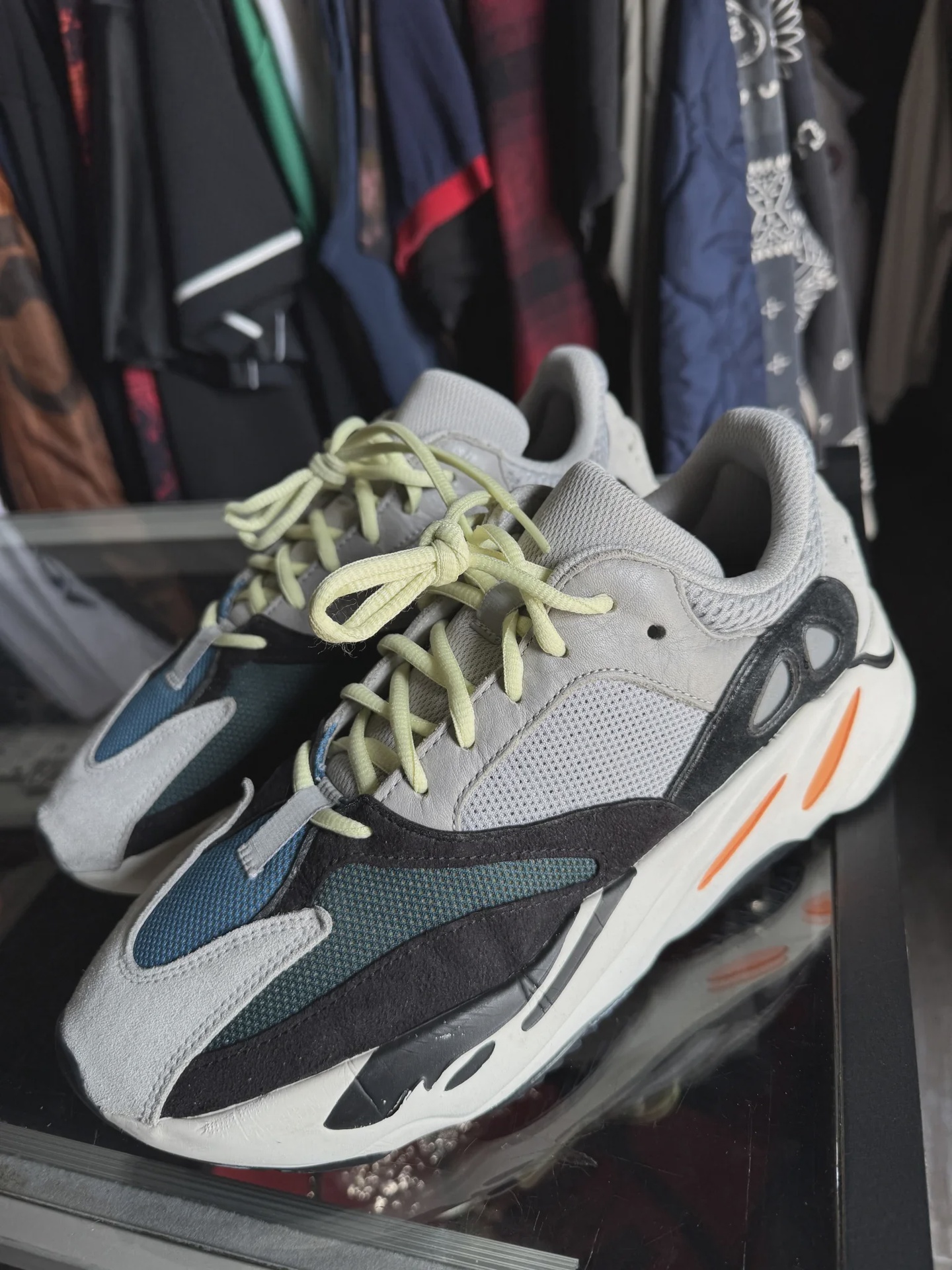 adidas Yeezy Boost 700 Wave Runner No Box • Pre-Owned [7562] - photo 2
