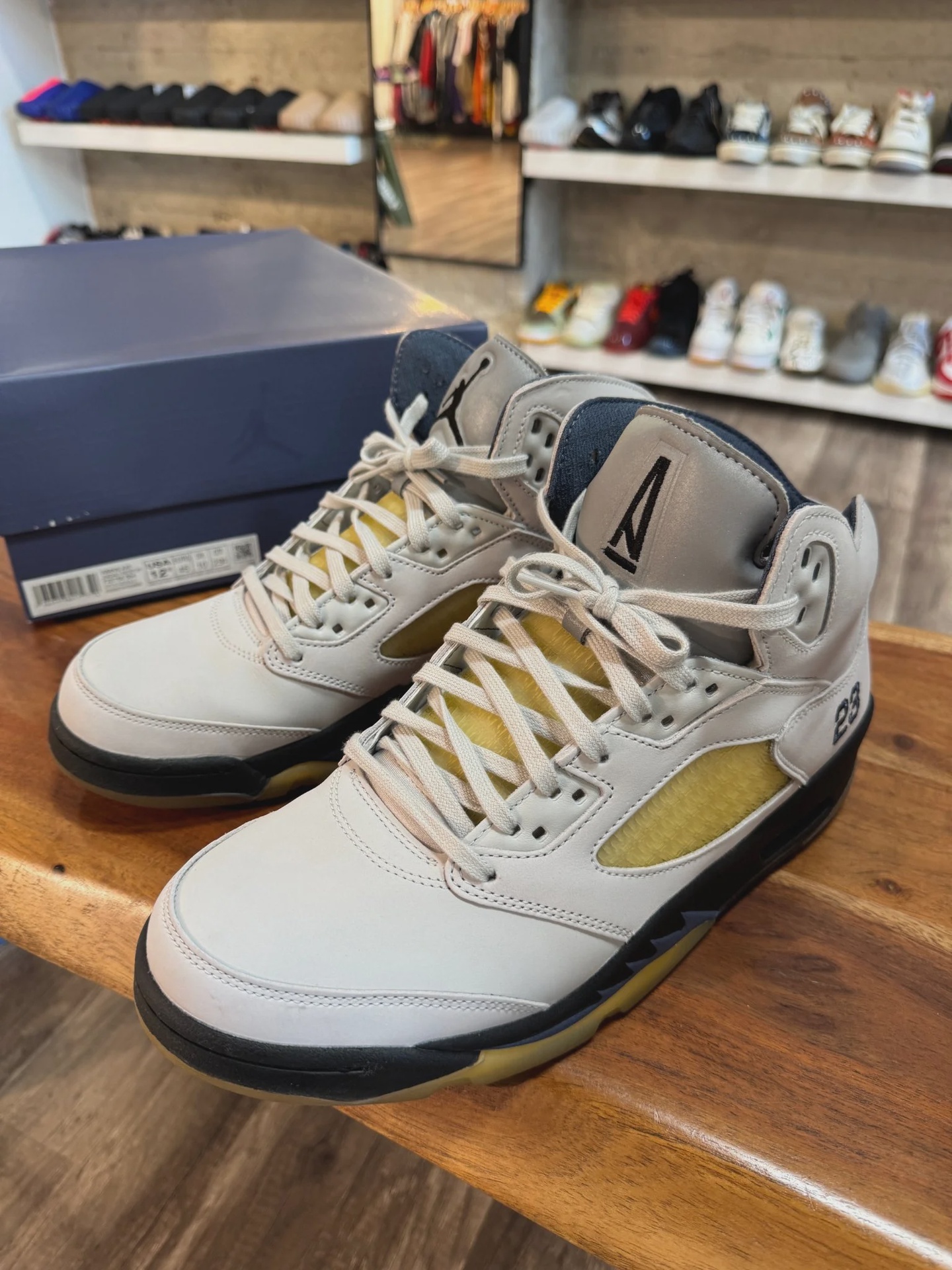 Jordan Air Jordan 5 Retro A Ma Maniére Dawn (Women's) - Size US W 12.5