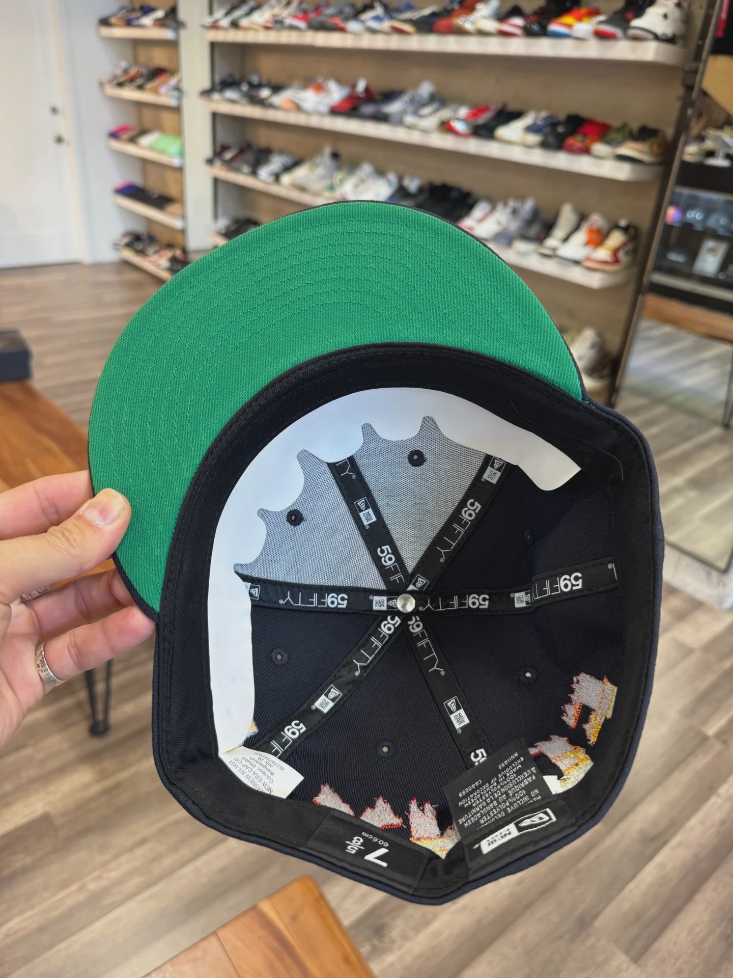 Supreme Fitted Box Logo Navy 7 5/8 • Brand New [8397] - photo 3