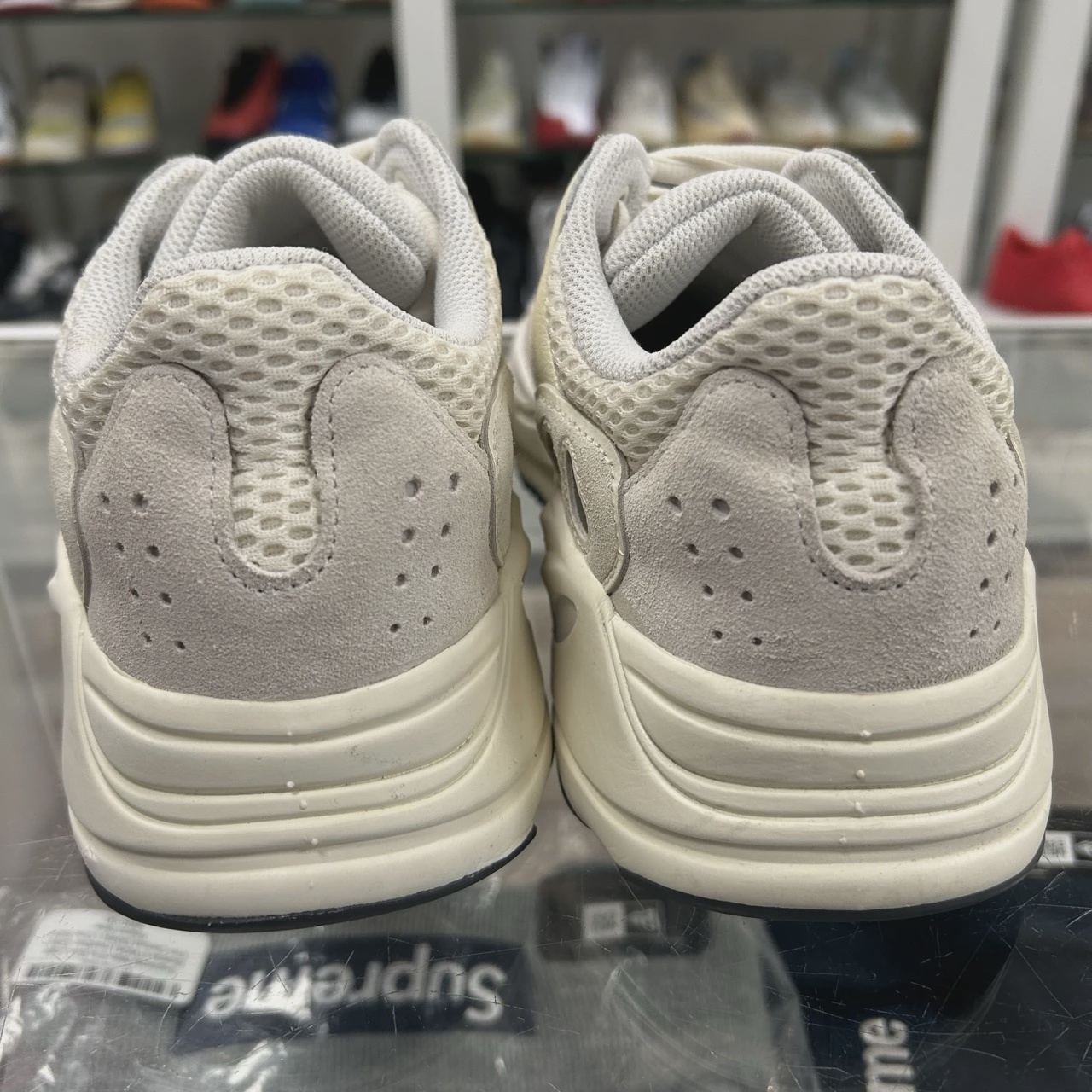 adidas Yeezy Boost 700 Analog • Pre-Owned [6729] 5