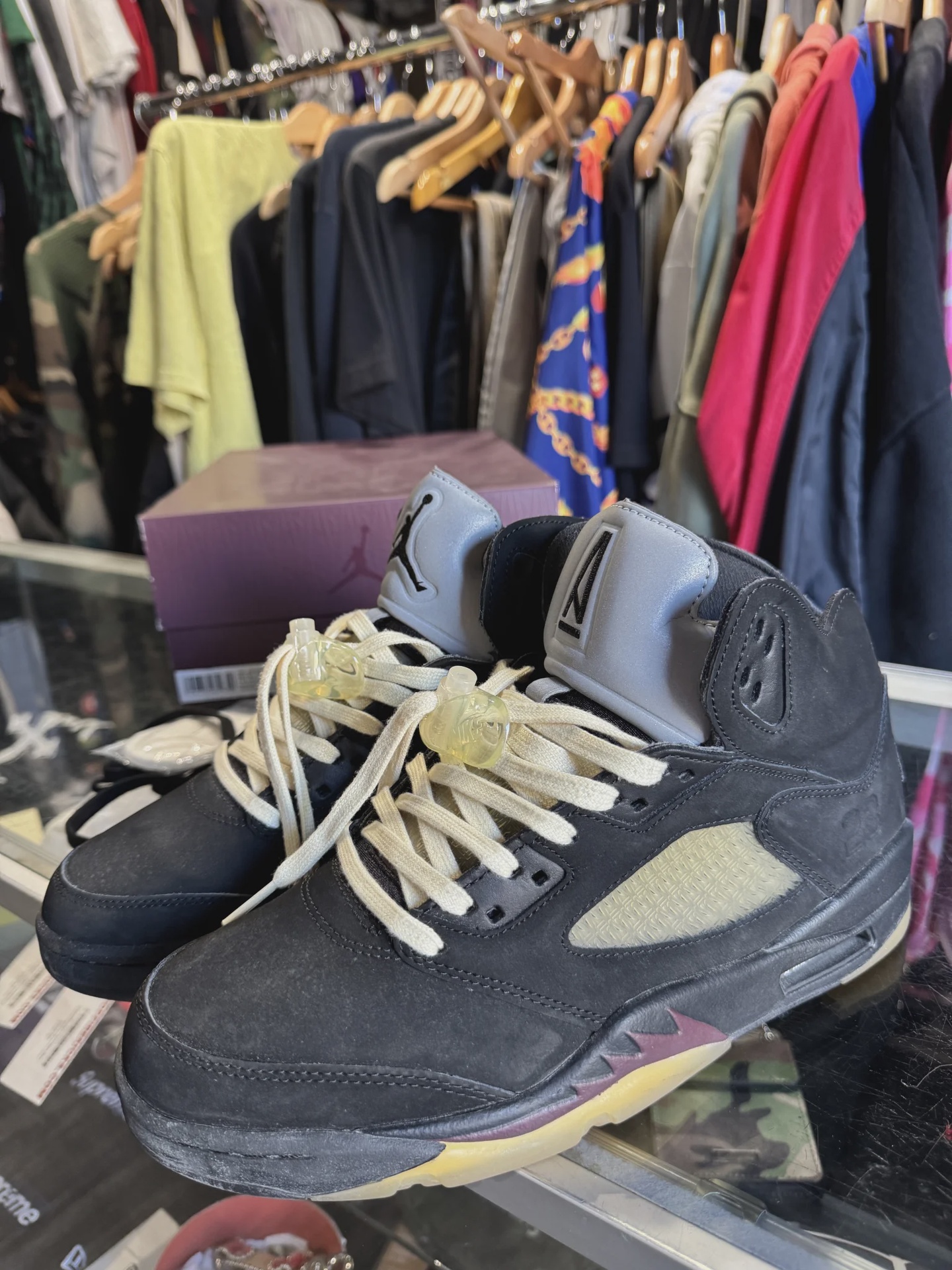 Air Jordan 5 Retro A Ma Maniére Dusk • Pre-Owned [5634] - photo 2