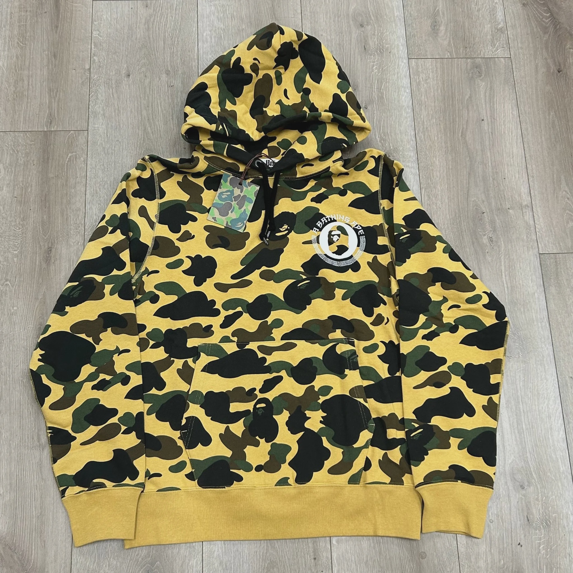 BAPE 1st Camo Kanji Pullover Hoodie Yellow • Brand New [2686] - photo 1