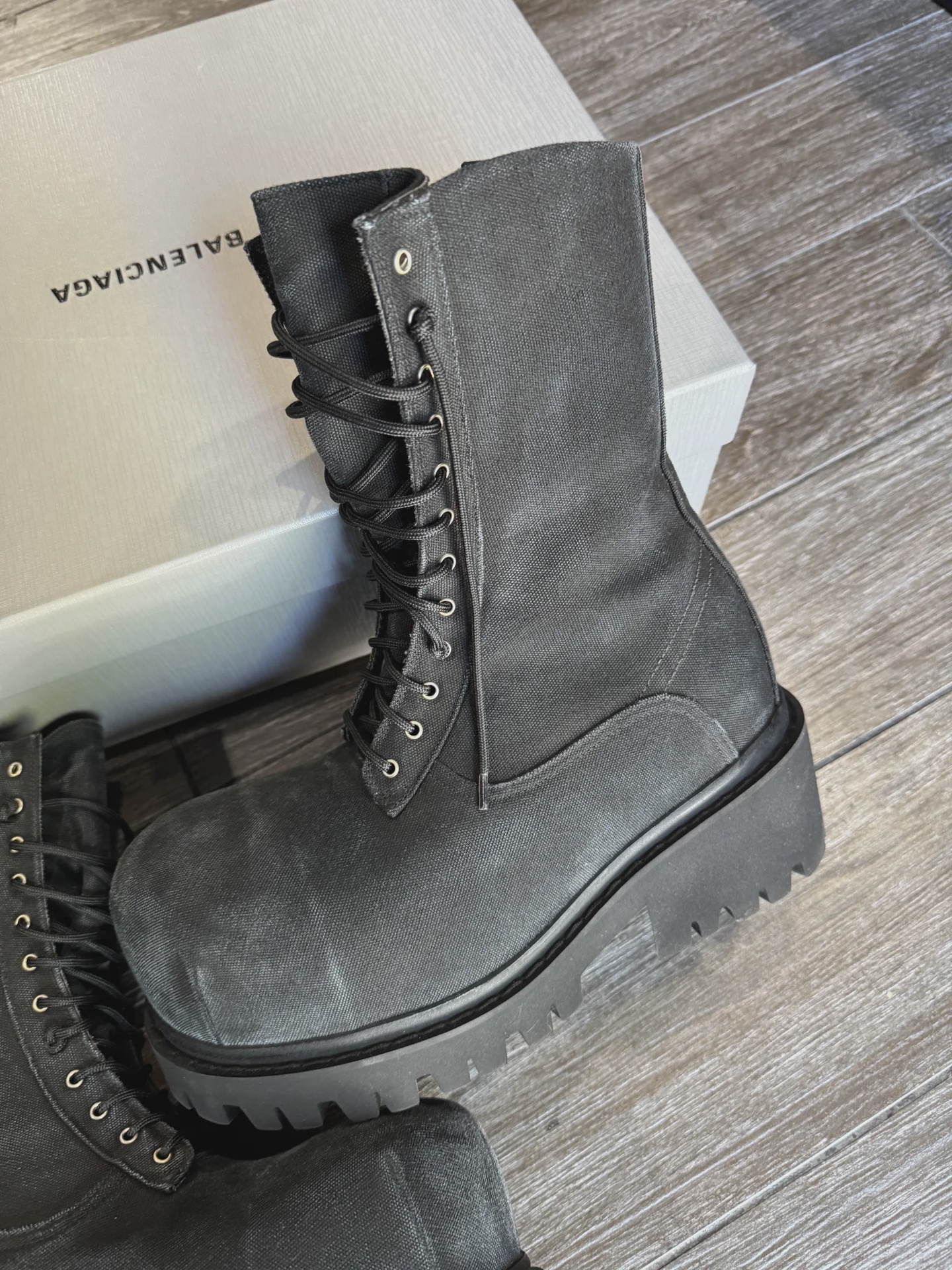 Balenciaga Mens Black Stomper Zipped Bootie • Pre-Owned [7758] 2