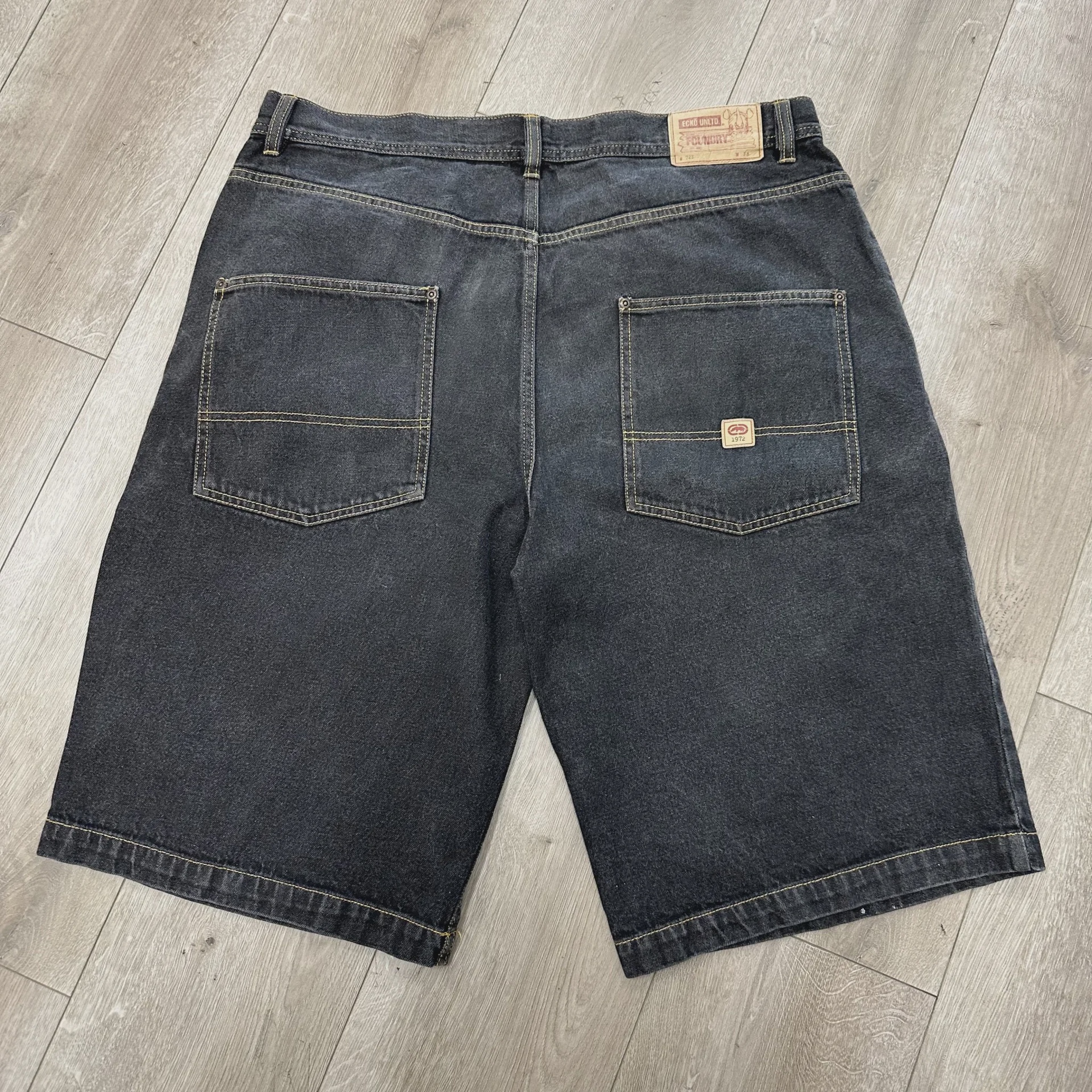 Ecko Unltd. "Denim Foundry" Loose-Fit Black Denim Jorts • Pre-Owned [6042] - photo 3
