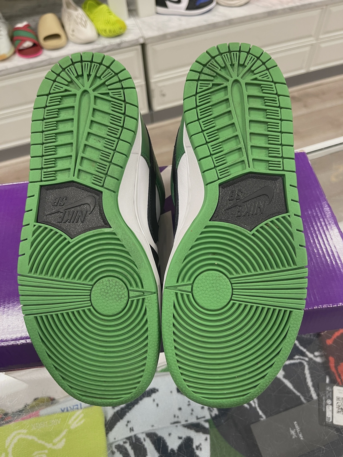 Nike SB Dunk Low Classic Green • Pre-Owned [3560] 6
