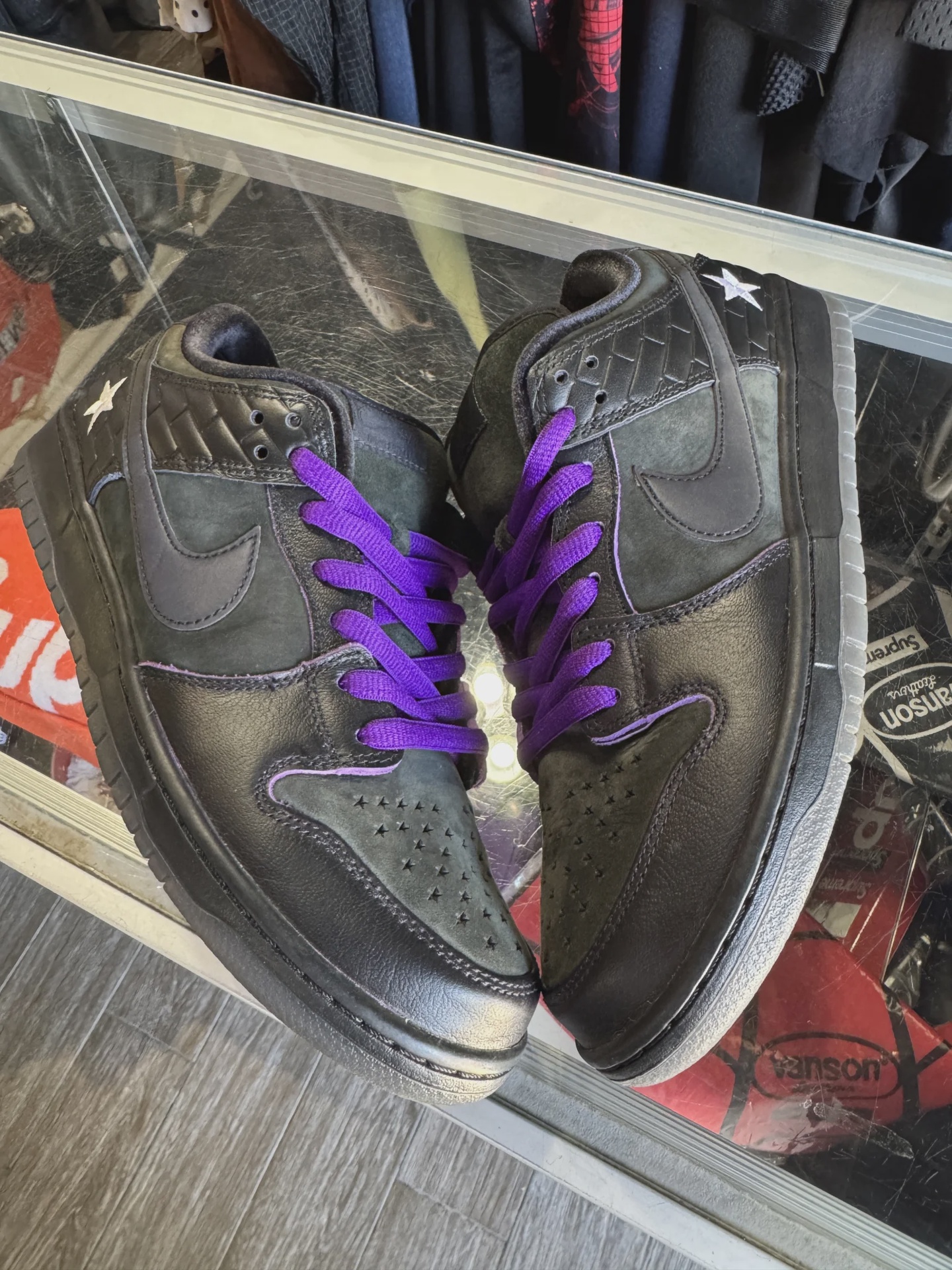 Nike Nike SB Dunk Low Familia First Avenue No Box - Size US M 10.5