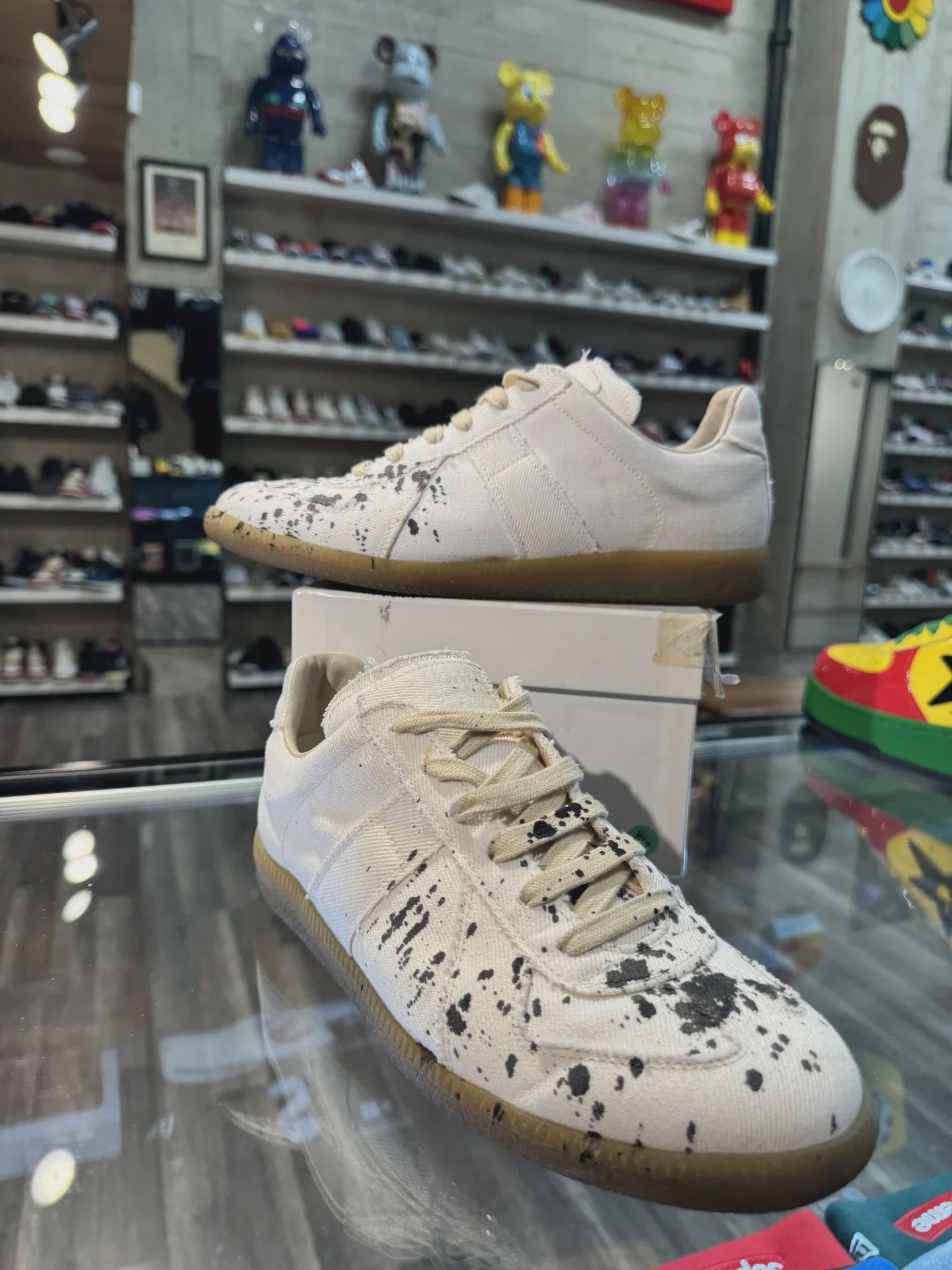 Maison Margiela Maison Margiela GATS FW18 Paint Splatter White Denim - Size US M 7.5
