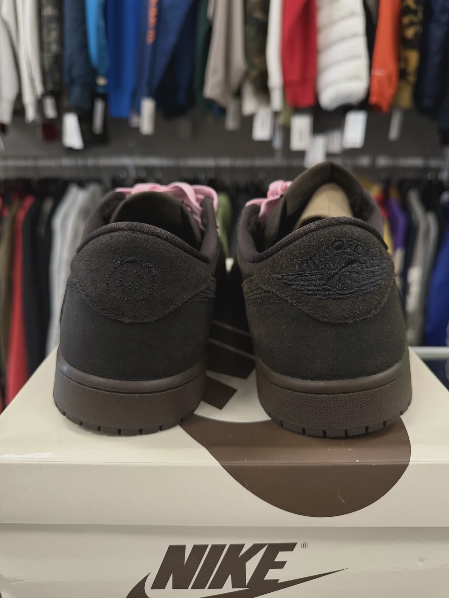 Jordan 1 Retro Low OG SP Travis Scott Velvet Brown • Pre-Owned [1826] - photo 4