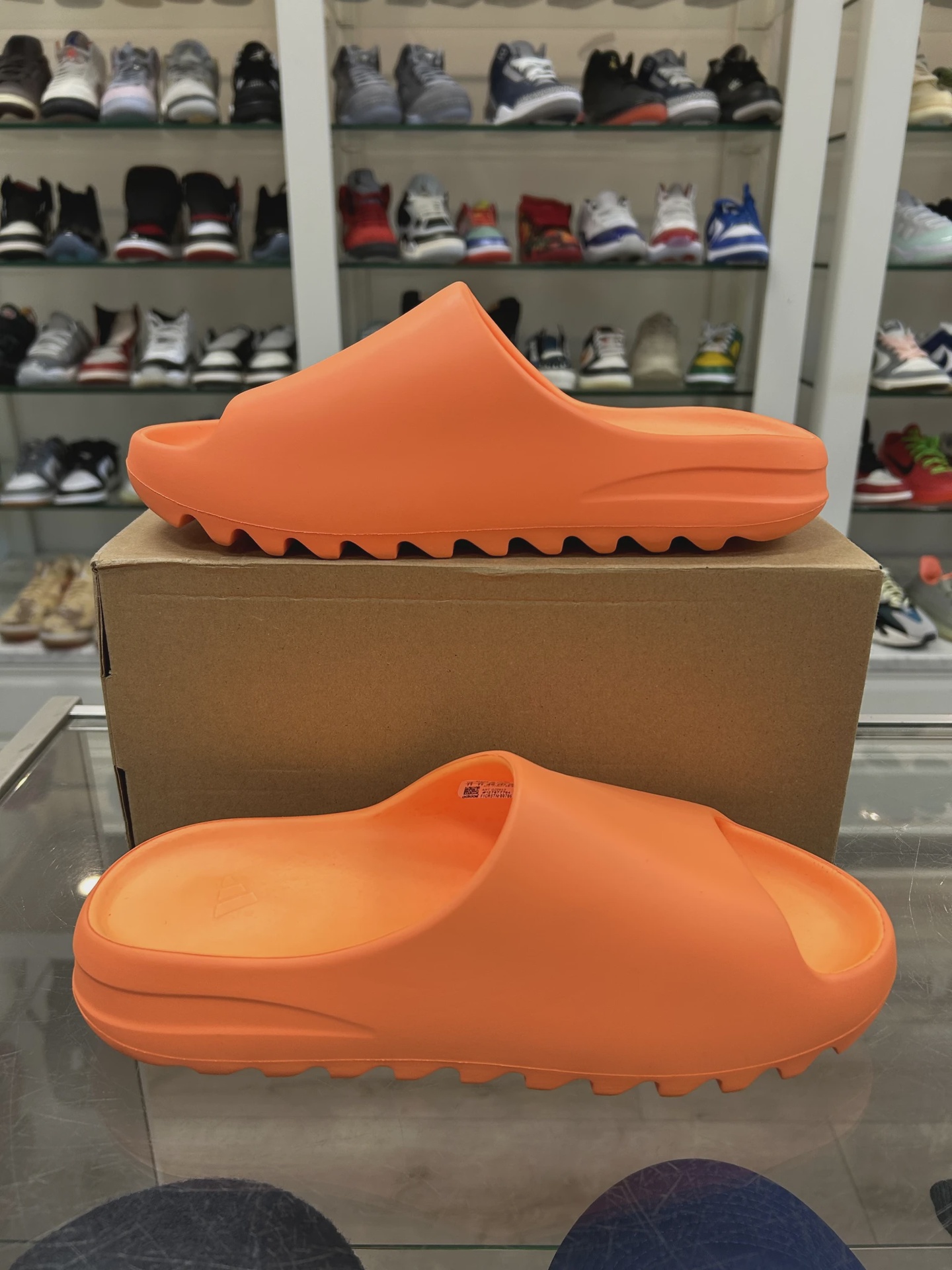 adidas Yeezy Slide Enflame Orange • Pre-Owned [3071] 2