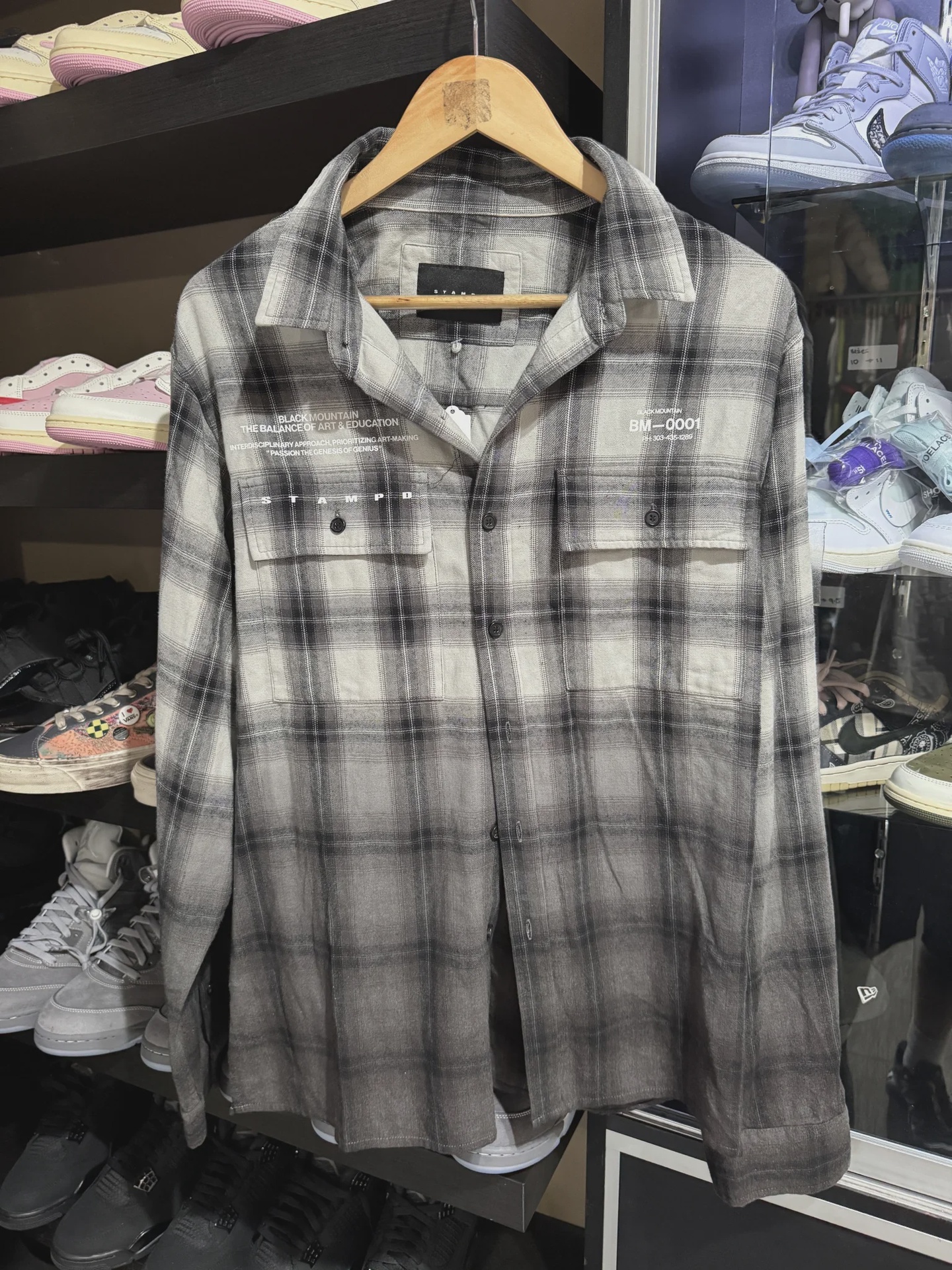 Stamped Flannel LS Button Up  • Pre-Owned [2942] - photo 1