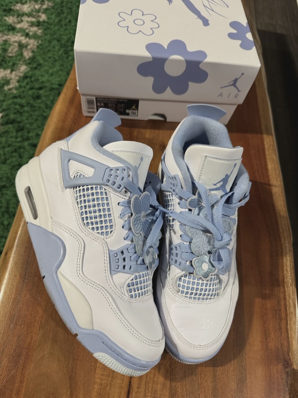 Air Jordan 4 Retro Forget Me Not (Women's) • Pre-Owned [6526]