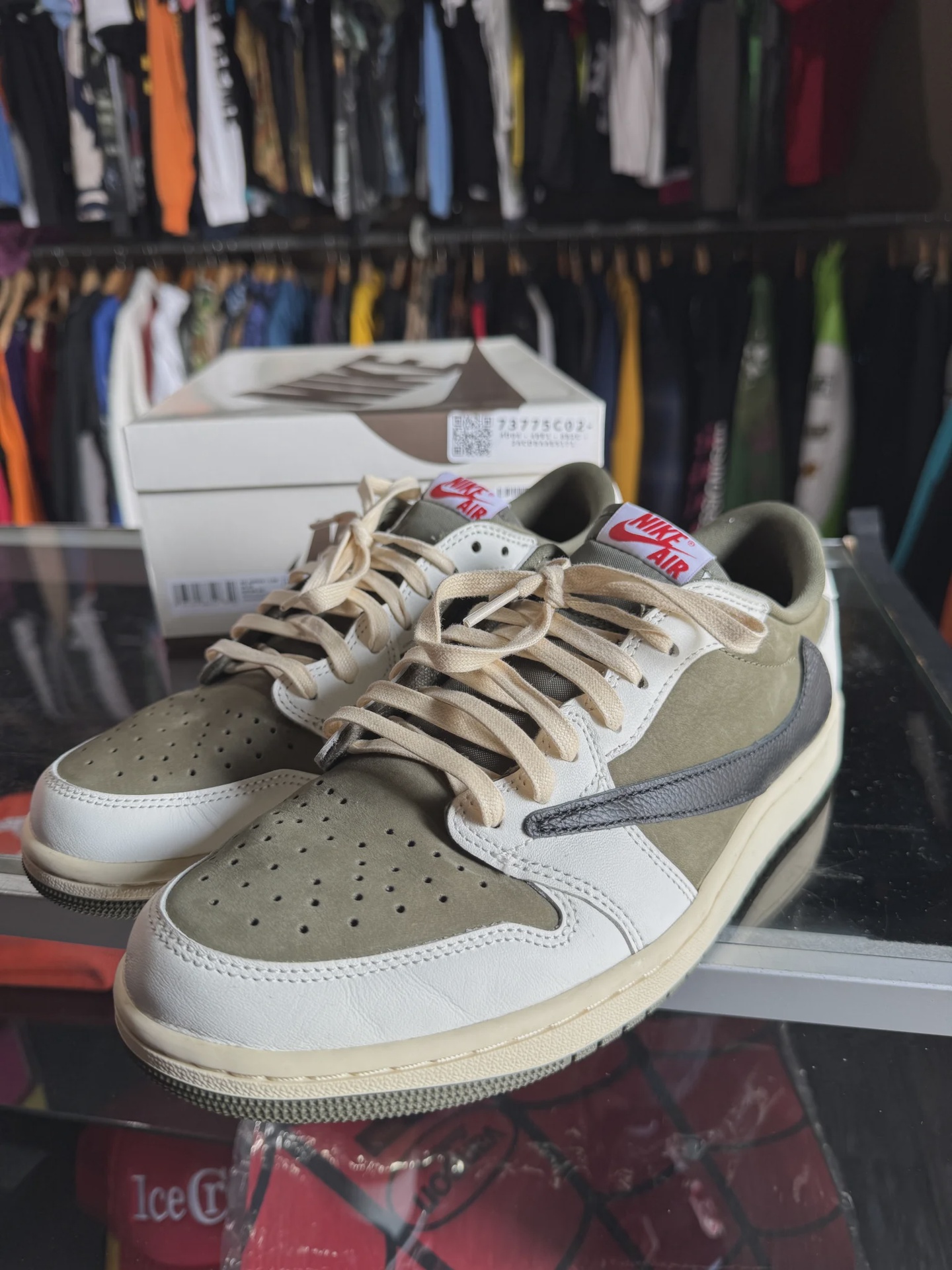 Air Jordan 1 Retro Low Original SP Travis Scott Medium Olive • Pre-Owned [7871] - photo 1