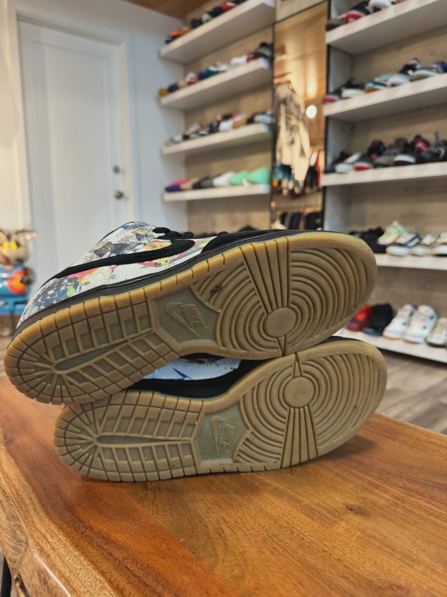 Nike SB Dunk Low Supreme Rammellzee • Pre-Owned [8492] - photo 3