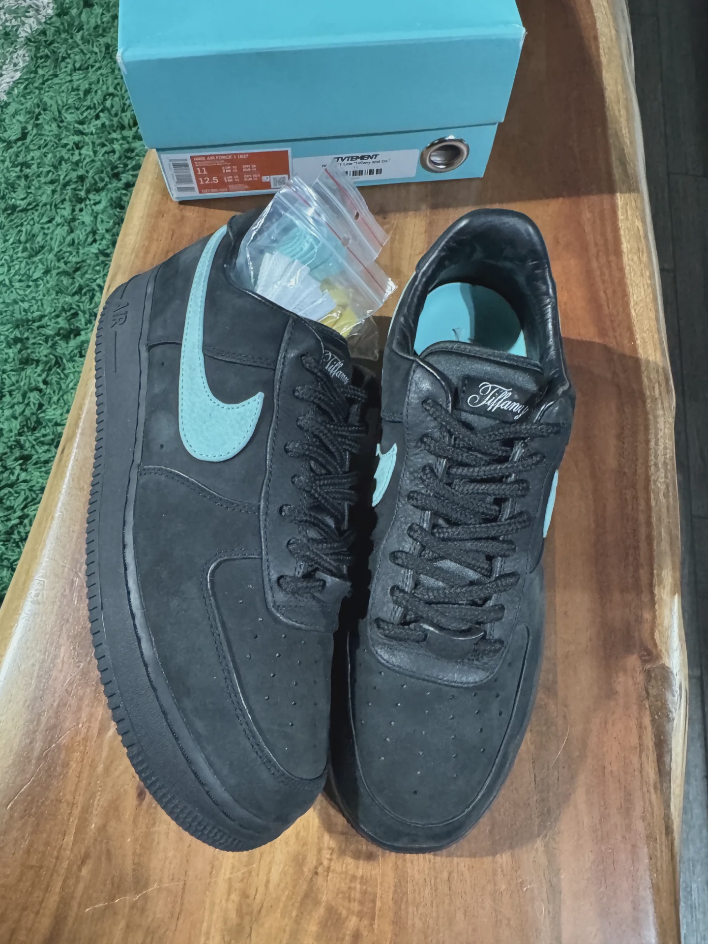 Nike Nike Air Force 1 Low Tiffany & Co. 1837 - Size US M 11