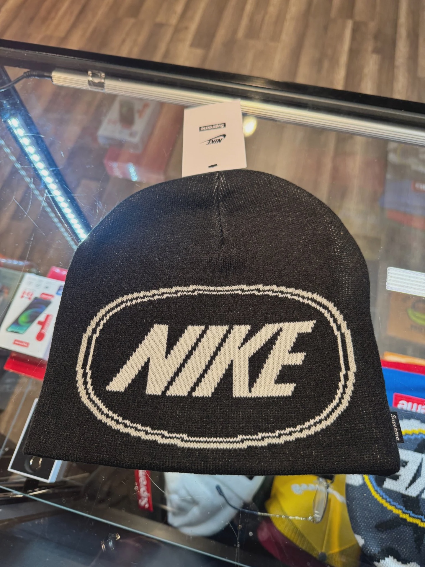Supreme Nike Beanie Black • Brand New [1046] - photo 1