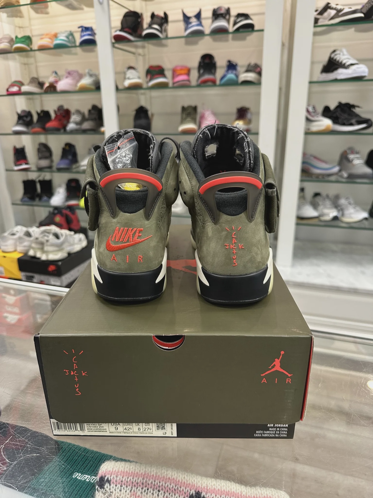 Air Jordan 6 Retro Travis Scott • Pre-Owned [4128] - photo 5