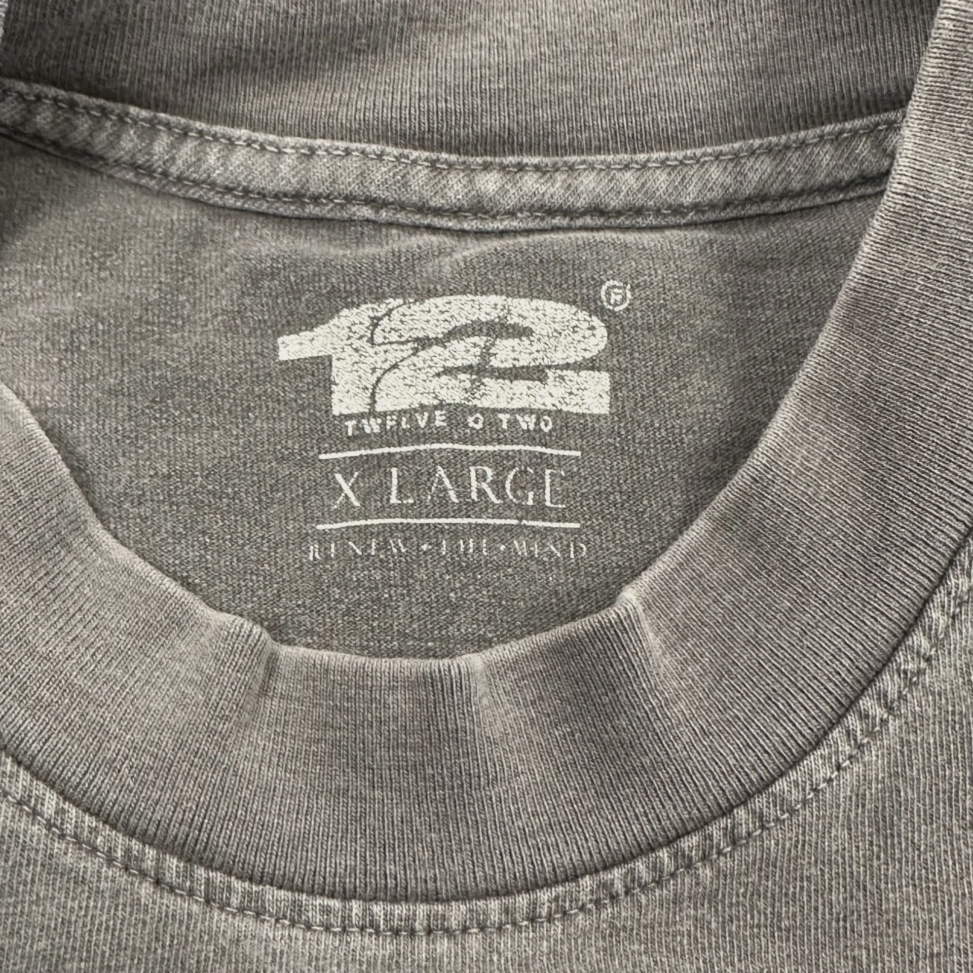 Michael Jordan and Kobe Bryant Vintage Tee • Pre-Owned [1891] - photo 3