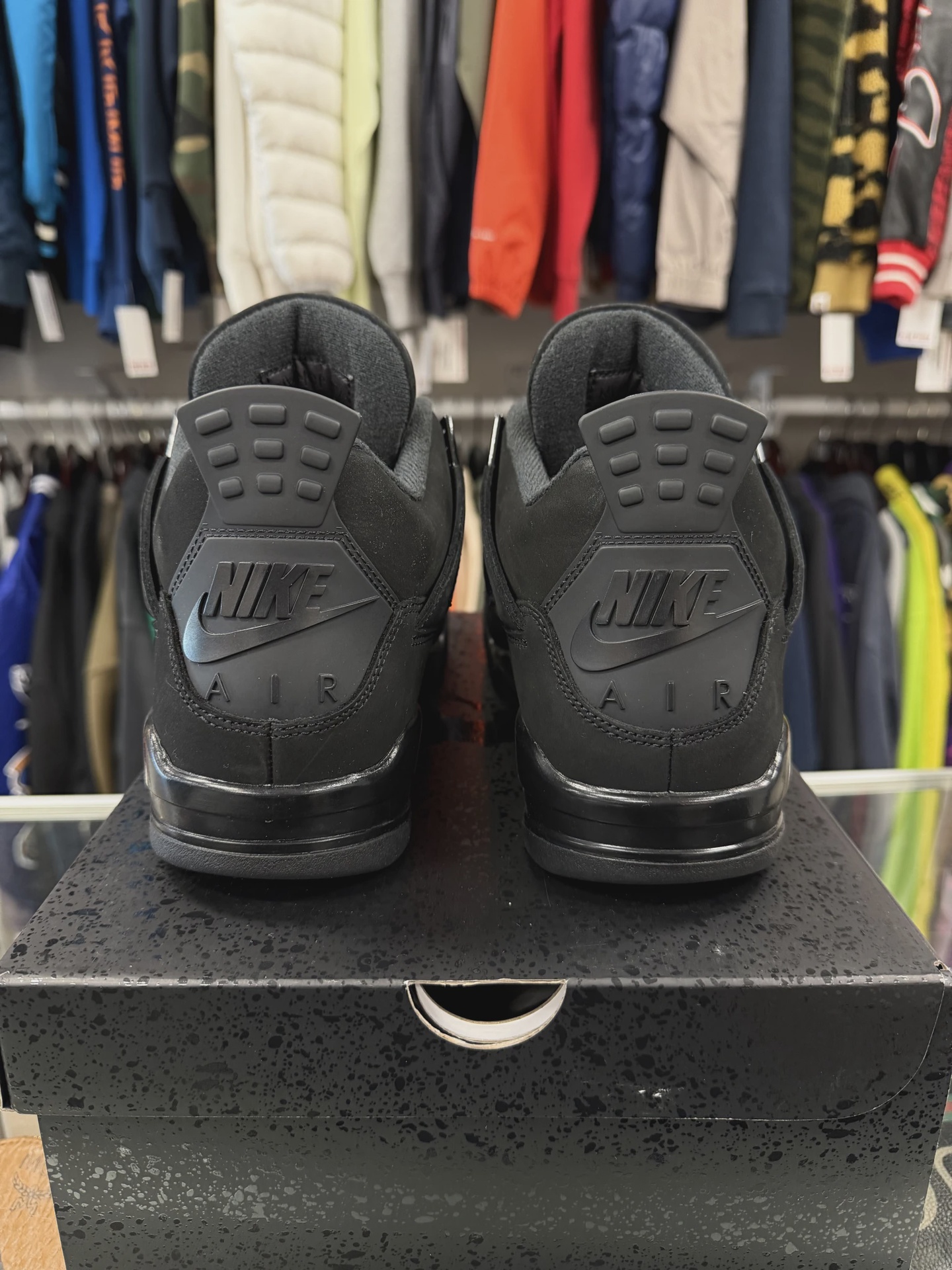 Air Jordan 4 Retro Black Cat (2025) • Pre-Owned [2093] 4