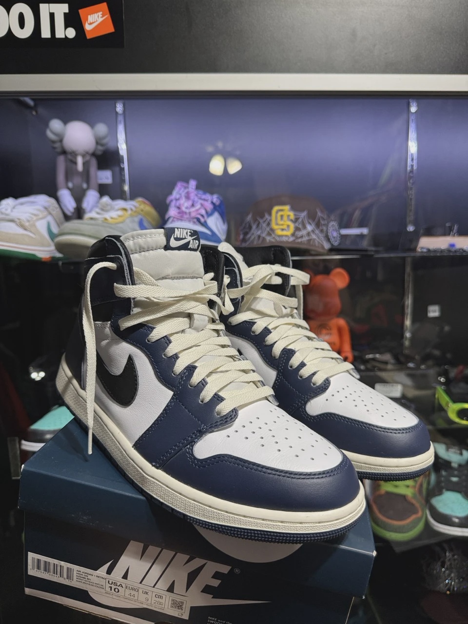 Air Jordan 1 Retro High Original Midnight Navy • Pre-Owned [7659] 4