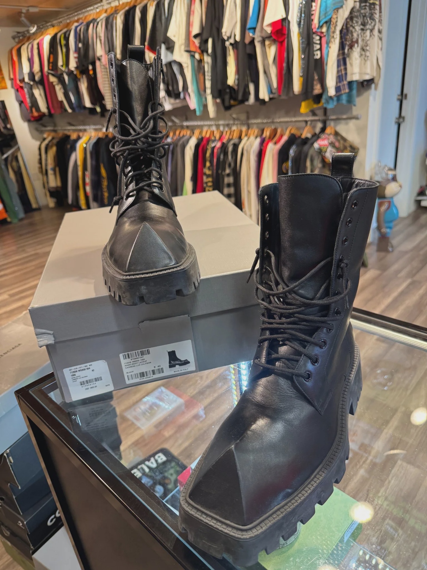 Balenciaga Rhino Boots • Pre-Owned [9754] - photo 2
