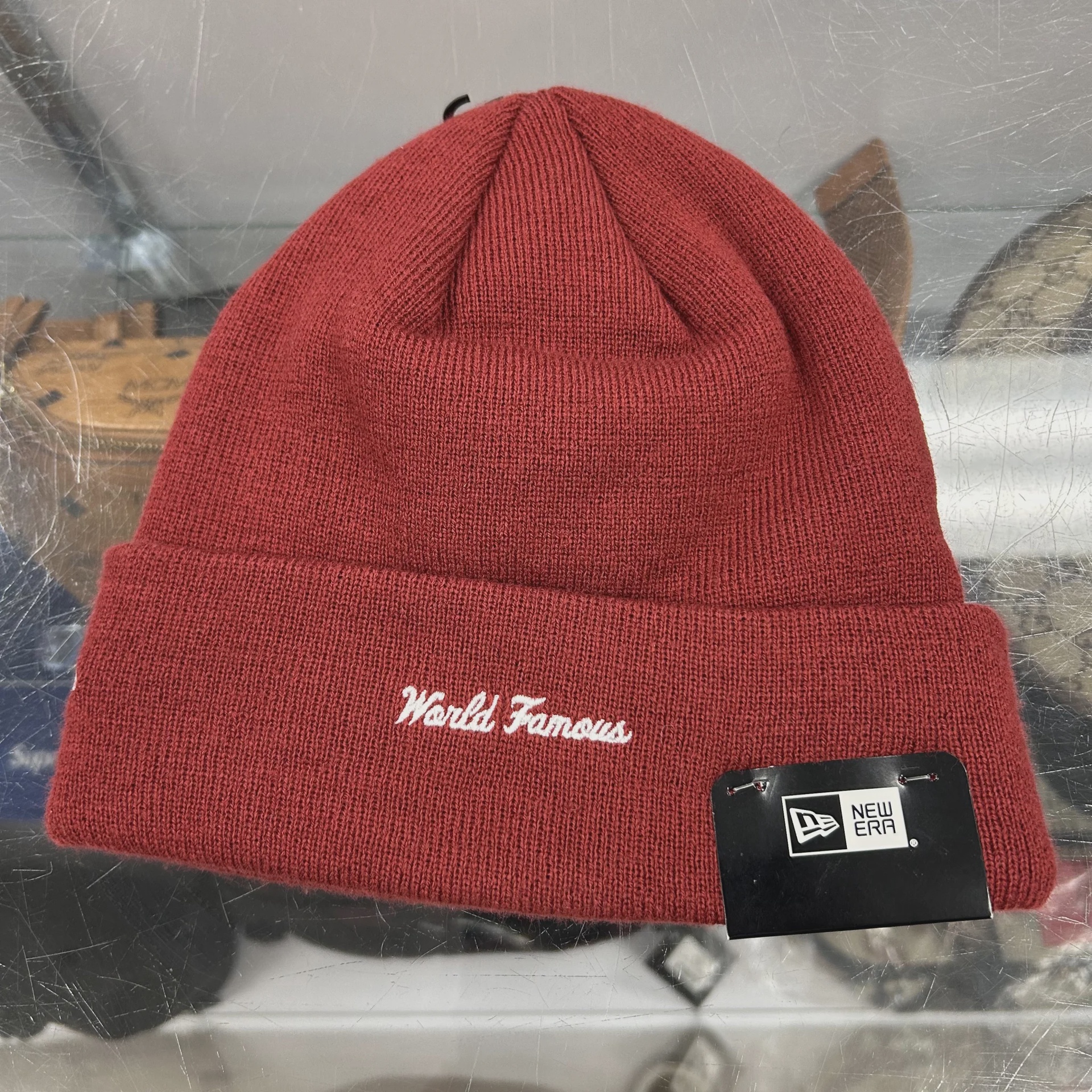 Supreme x New Era Box Logo Beanie 'Cardinal' • Pre-Owned [8895] - photo 2