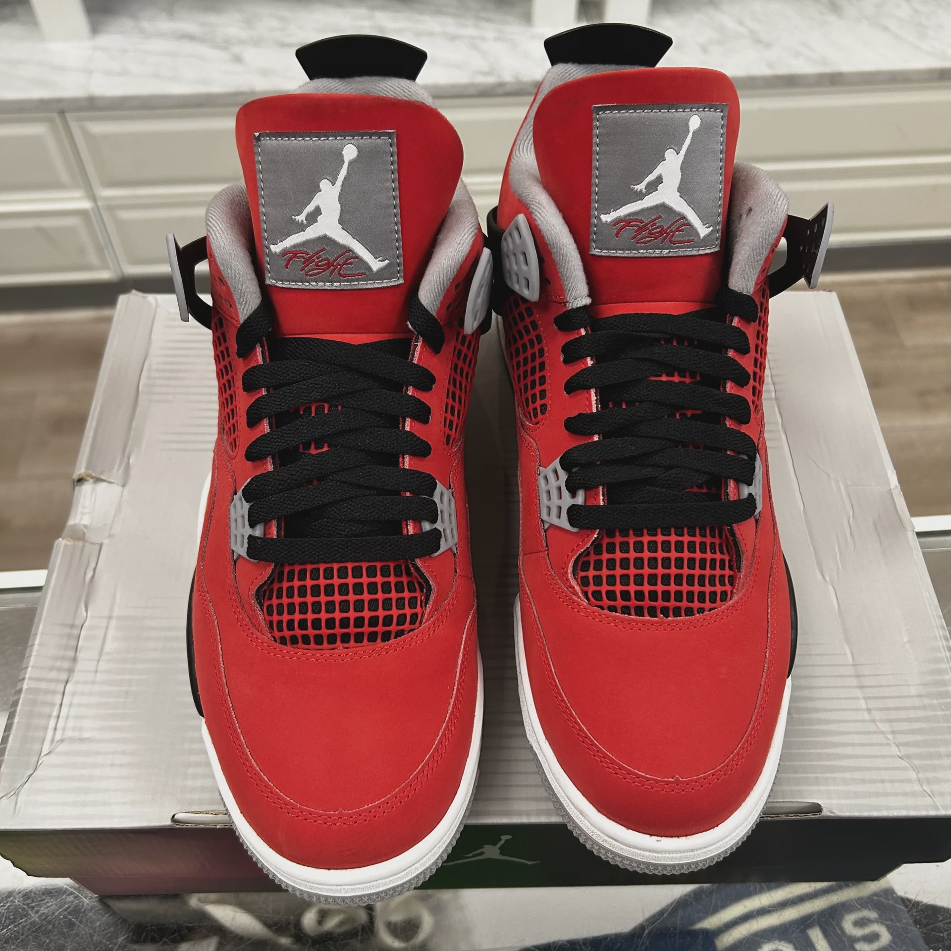 Air Jordan 4 Retro Toro Bravo (2026) • Pre-Owned [6087] - photo 6