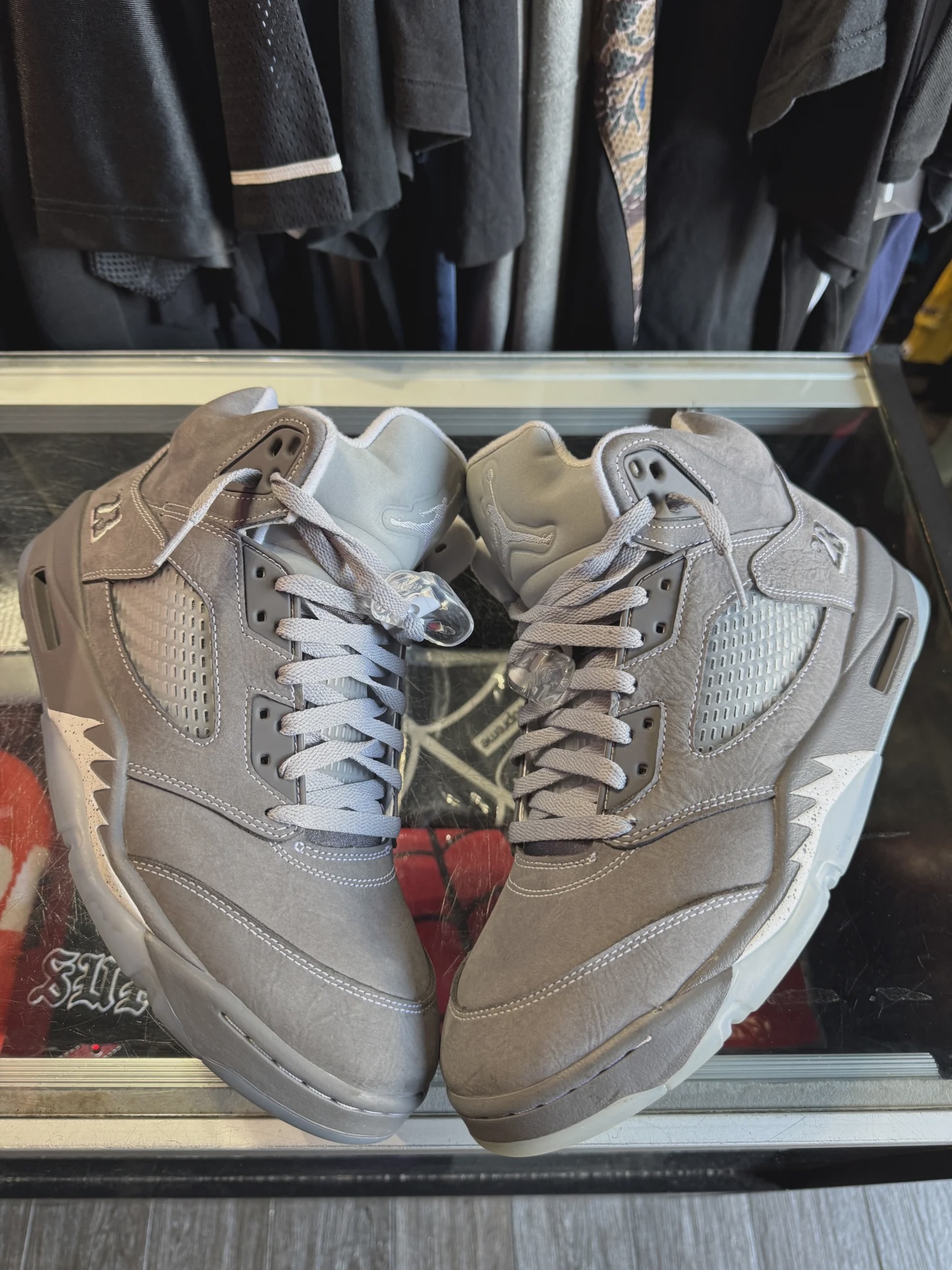 Air Jordan 5 Retro Wolf Grey (2026) No Box • Pre-Owned [3306] - photo 1