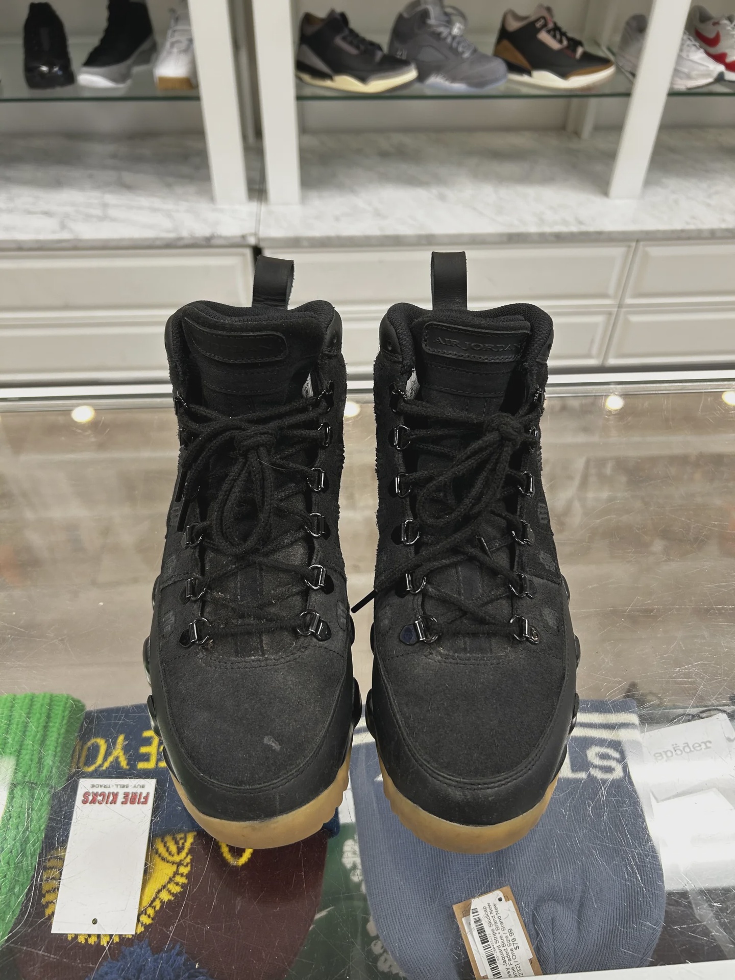 Air Jordan 9 Retro Boot NRG Black Light Gum • Pre-Owned [6221] - photo 5