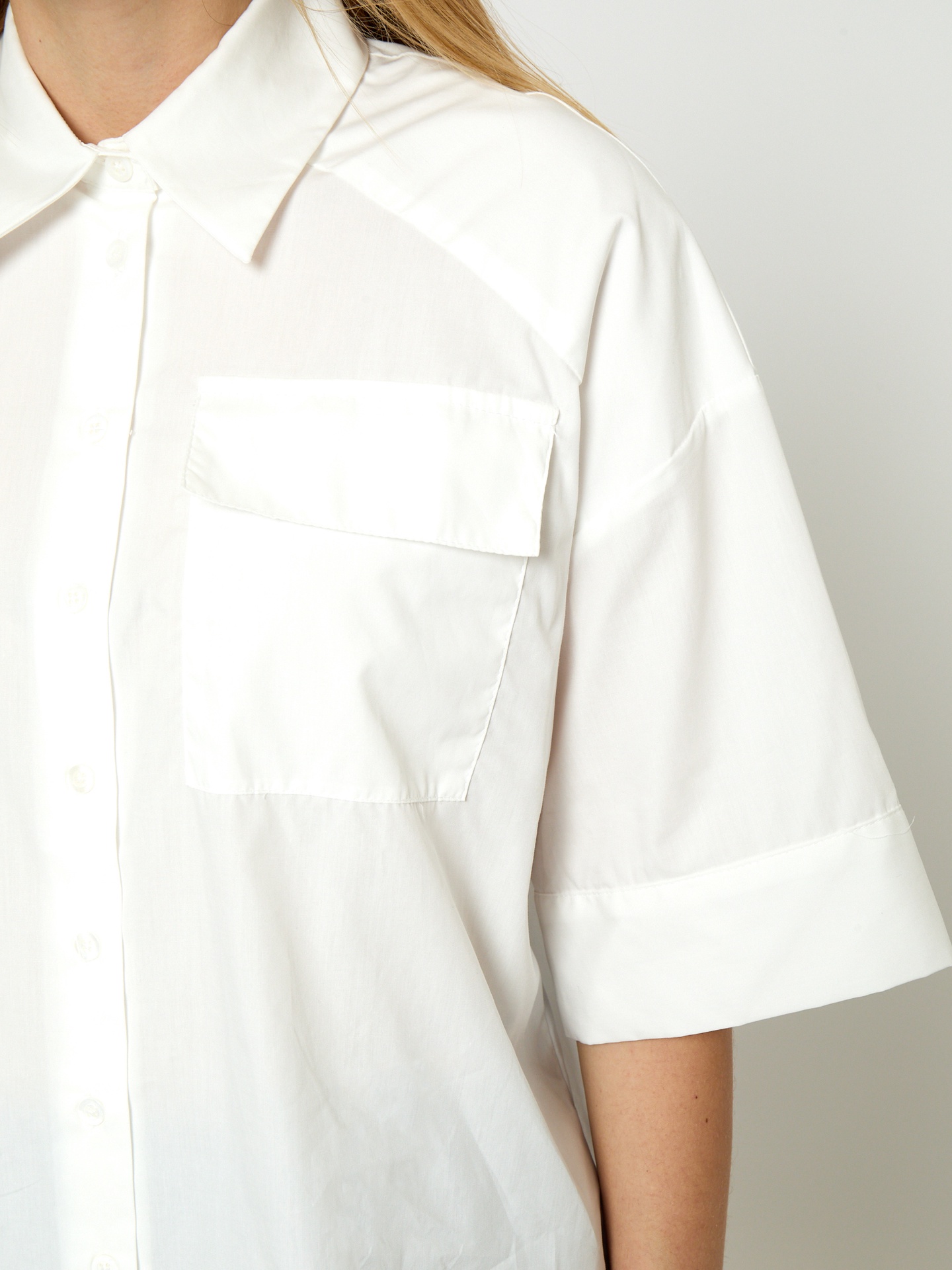 Nedrine Shirt · Cloud Dancer