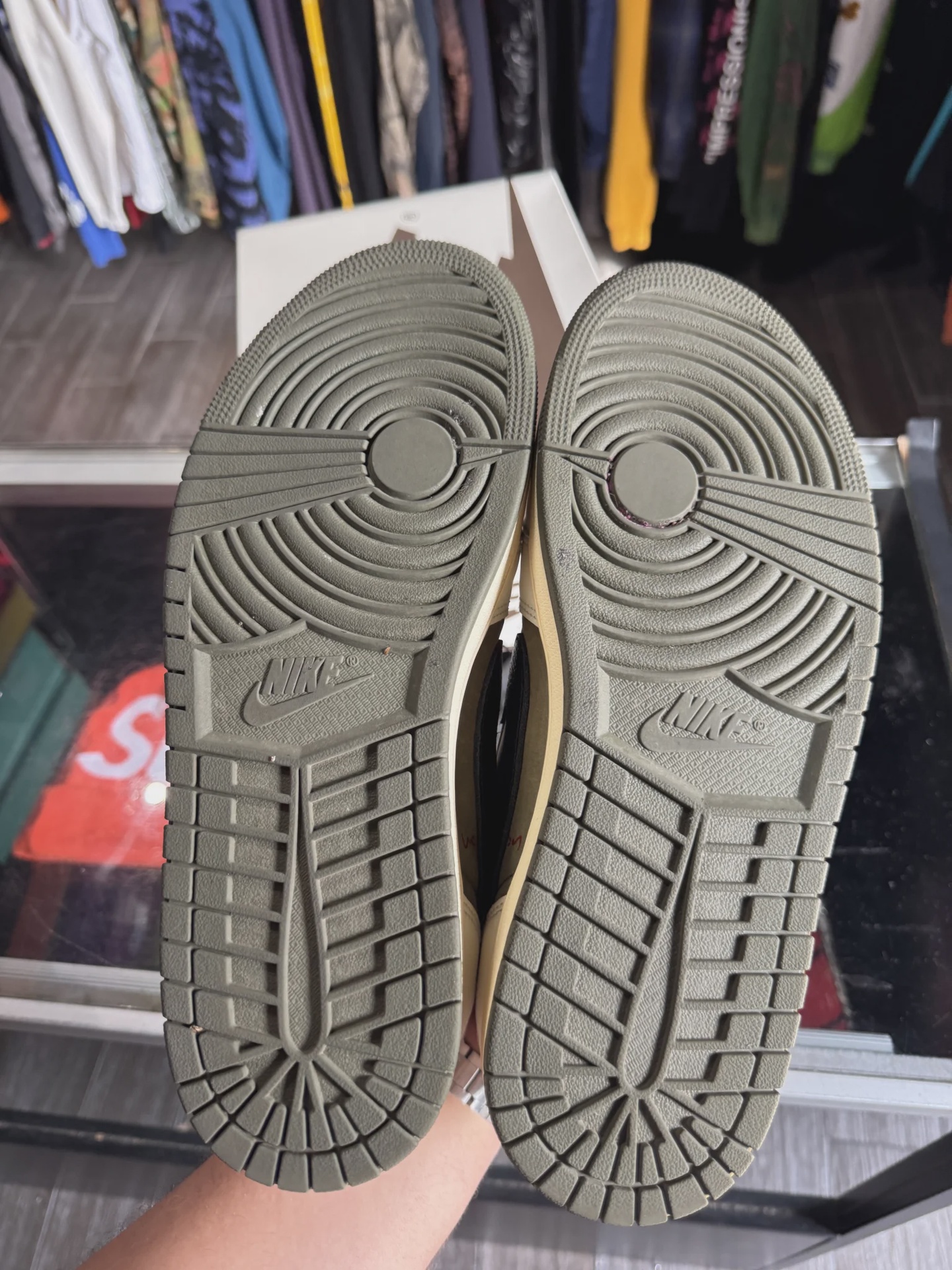 Air Jordan 1 Retro Low Original SP Travis Scott Medium Olive • Pre-Owned [7871] - photo 4