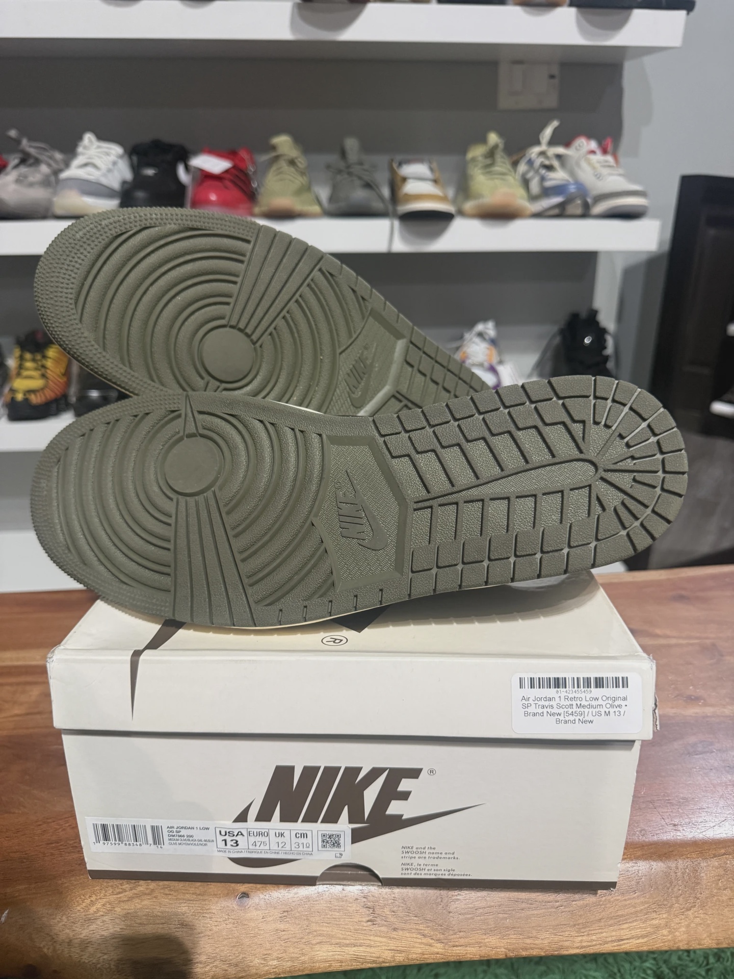 Air Jordan 1 Retro Low Original SP Travis Scott Medium Olive • Pre-Owned [5828] 2