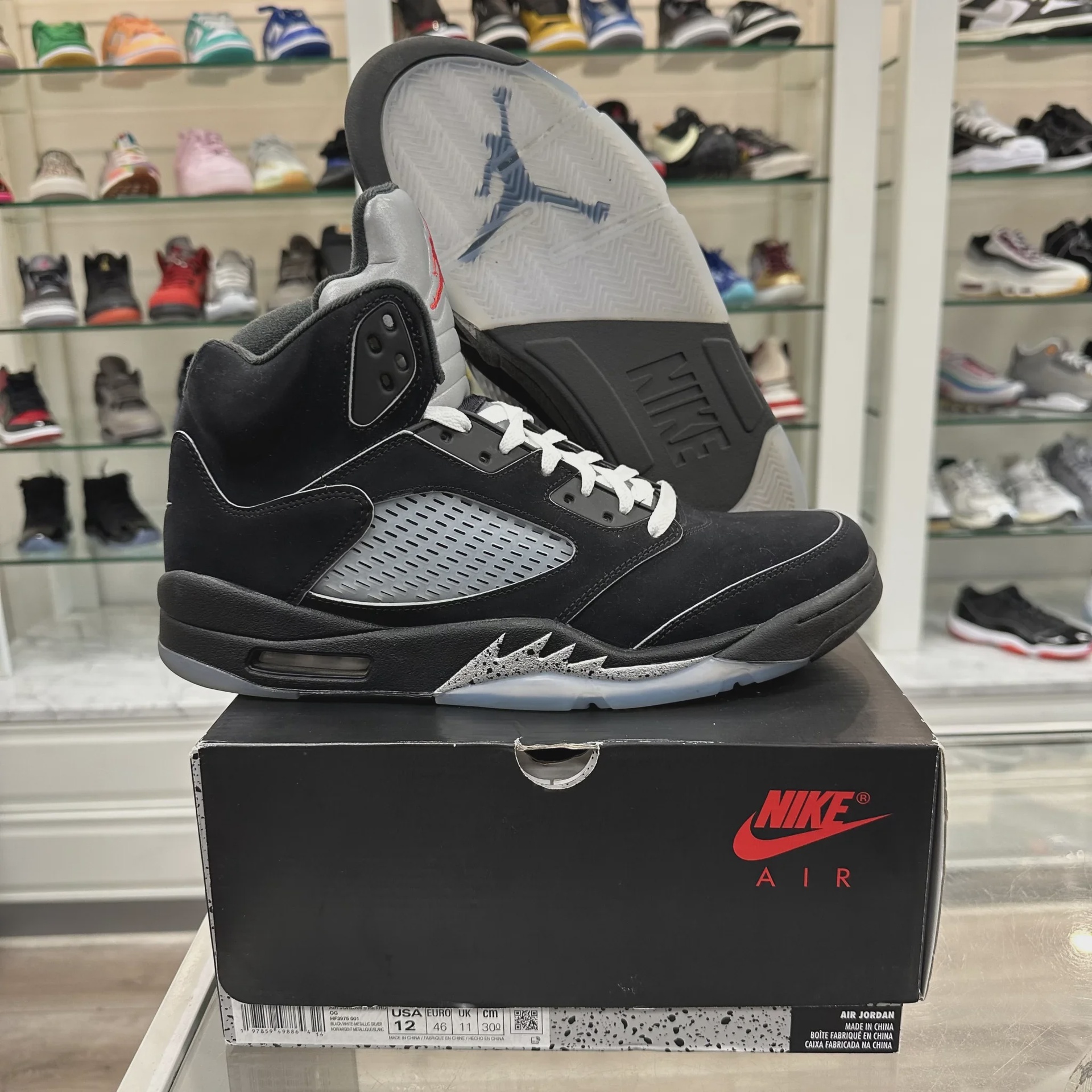 Jordan 5 Retro OG Black Metallic Reimagined • Pre-Owned [6798] - photo 1