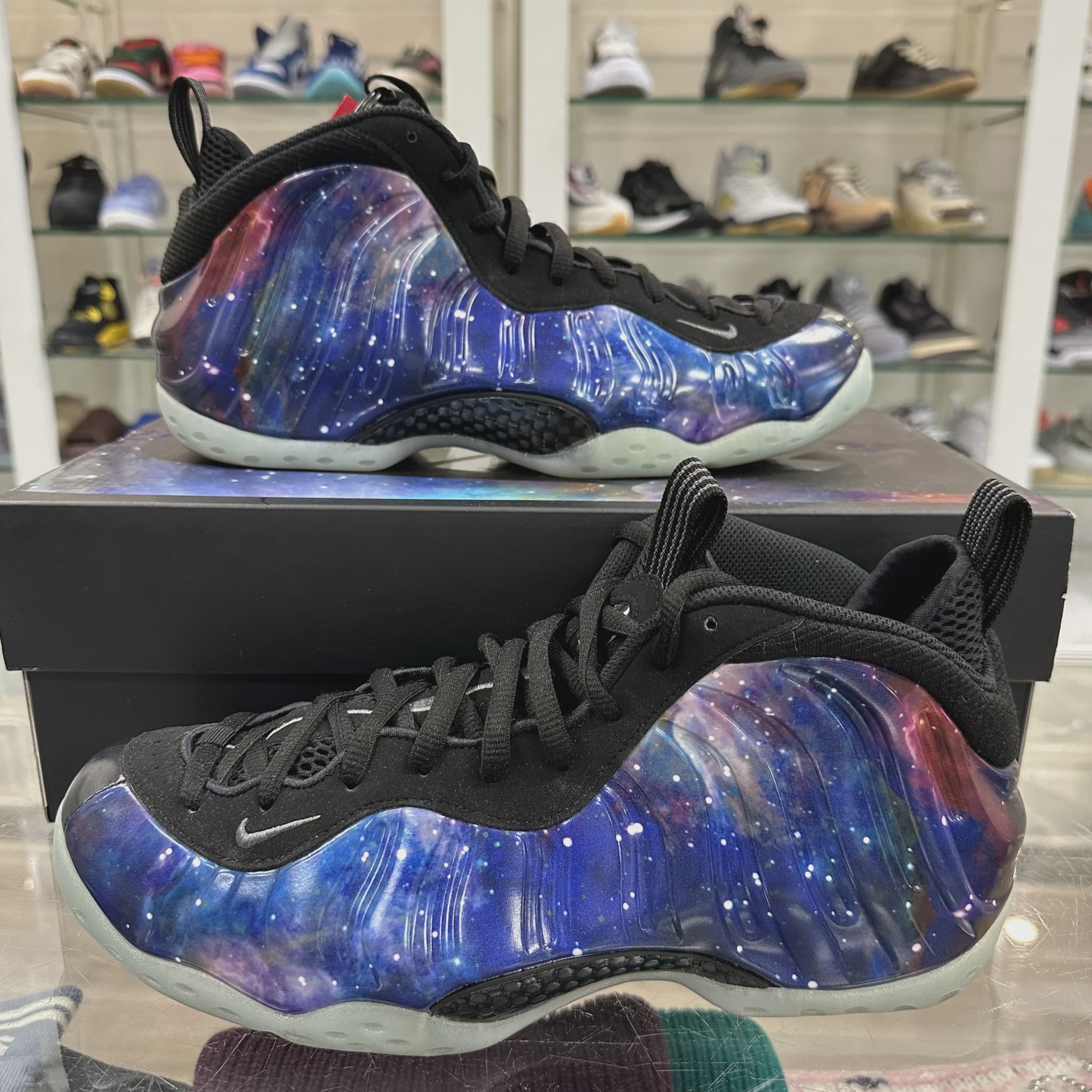 Nike Air Foamposite One Galaxy (2025) • Pre-Owned [2025] - photo 2