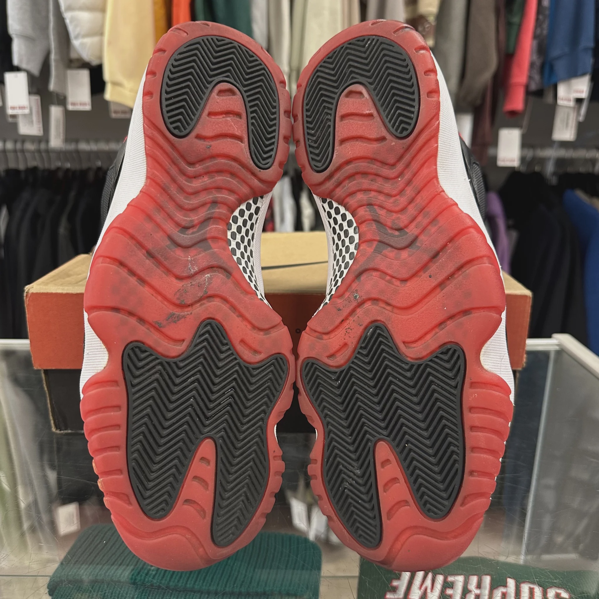Air Jordan 11 Retro Playoffs Black Red (2019) • Pre-Owned [4439] - photo 6