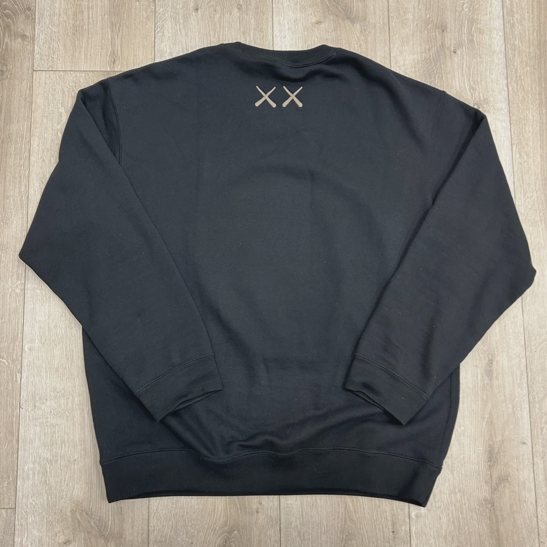 Kaws crewneck sweater • Pre-Owned [5686] 3