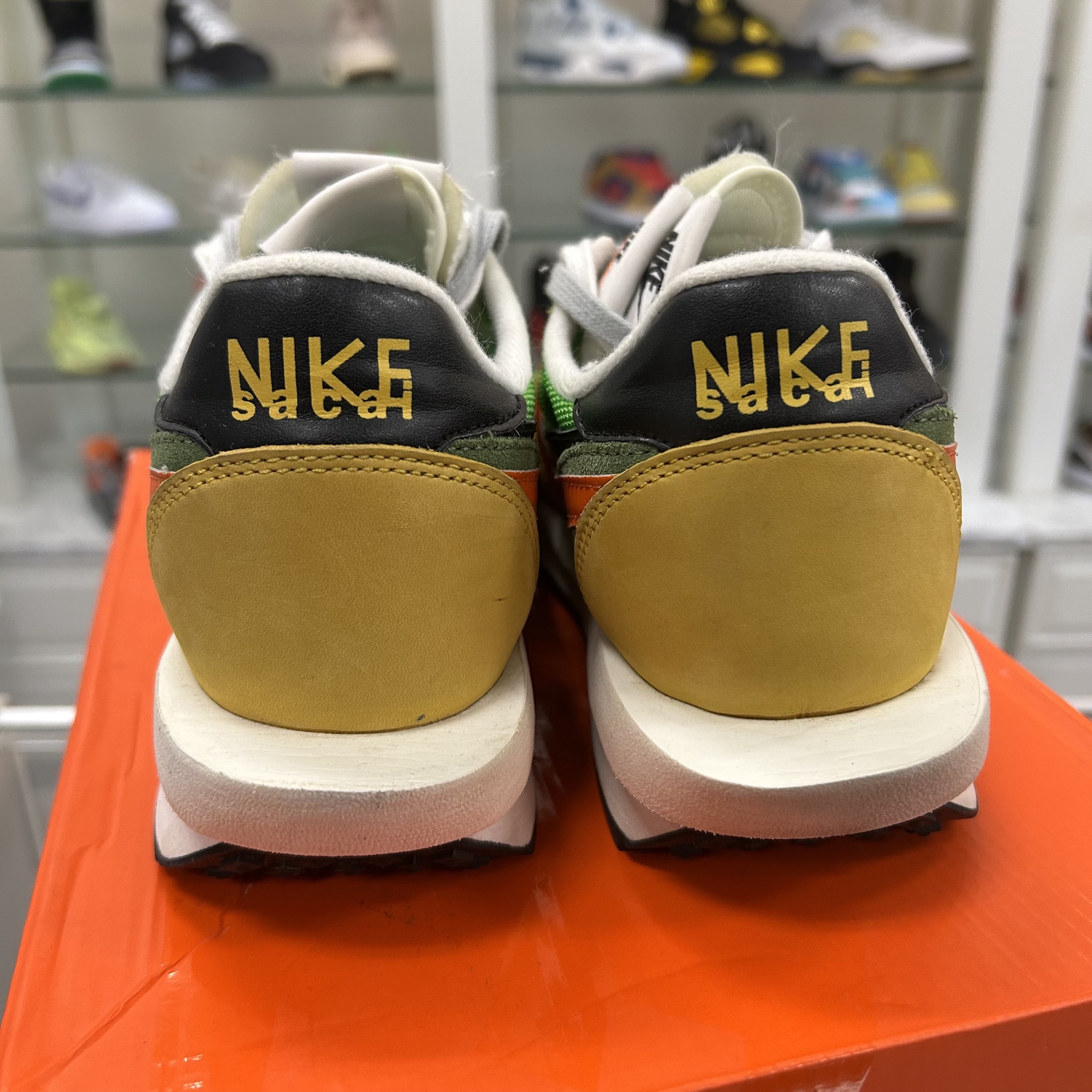 Nike LD Waffle sacai Green Gusto - Pre Owned 5