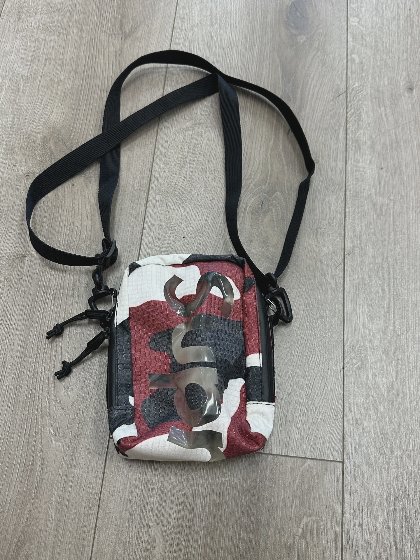 Supreme Red Camo Sling • Pre-Owned [1055]