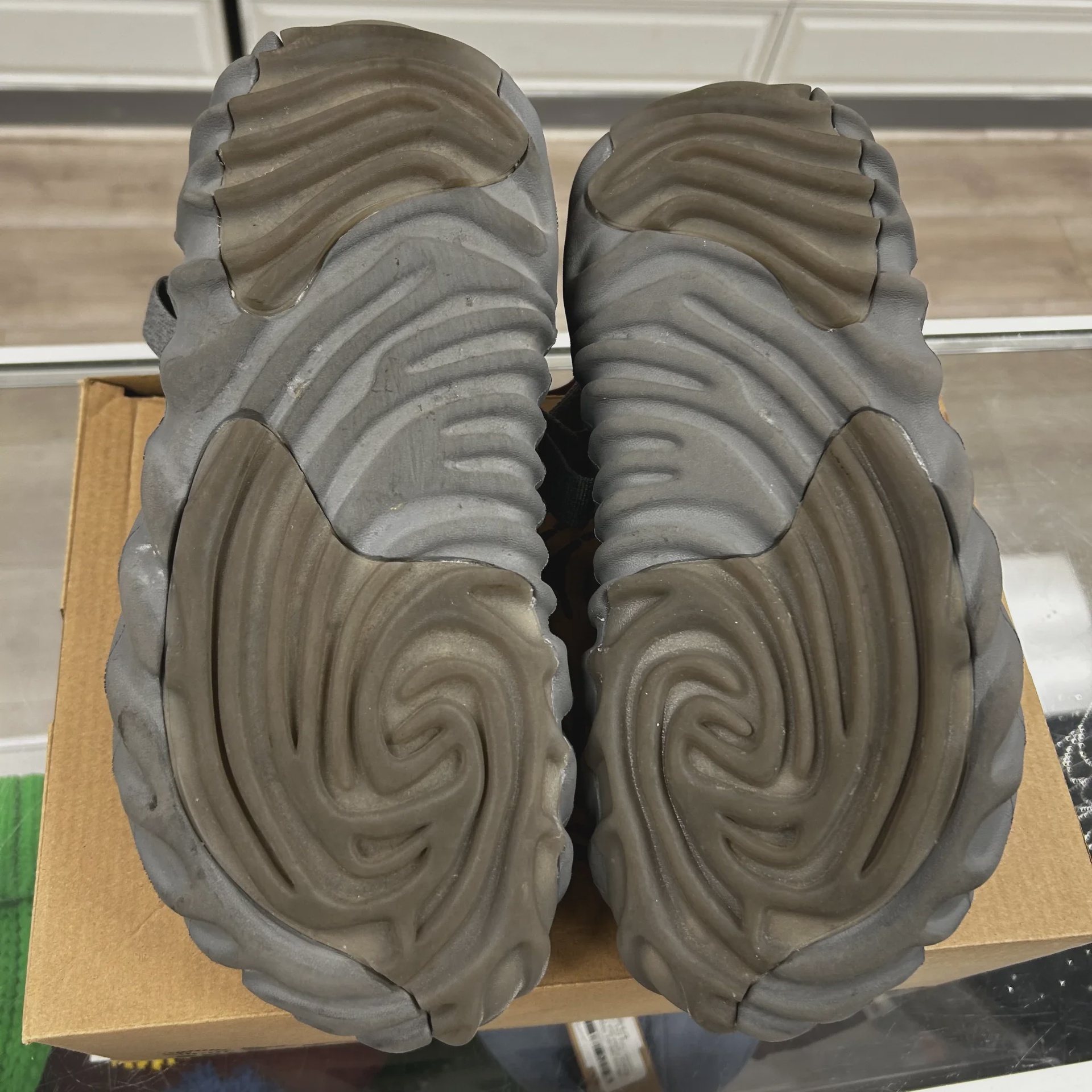 Crocs Pollex Clogs by Salehe Bembury grey • Pre-Owned [2775] - photo 3