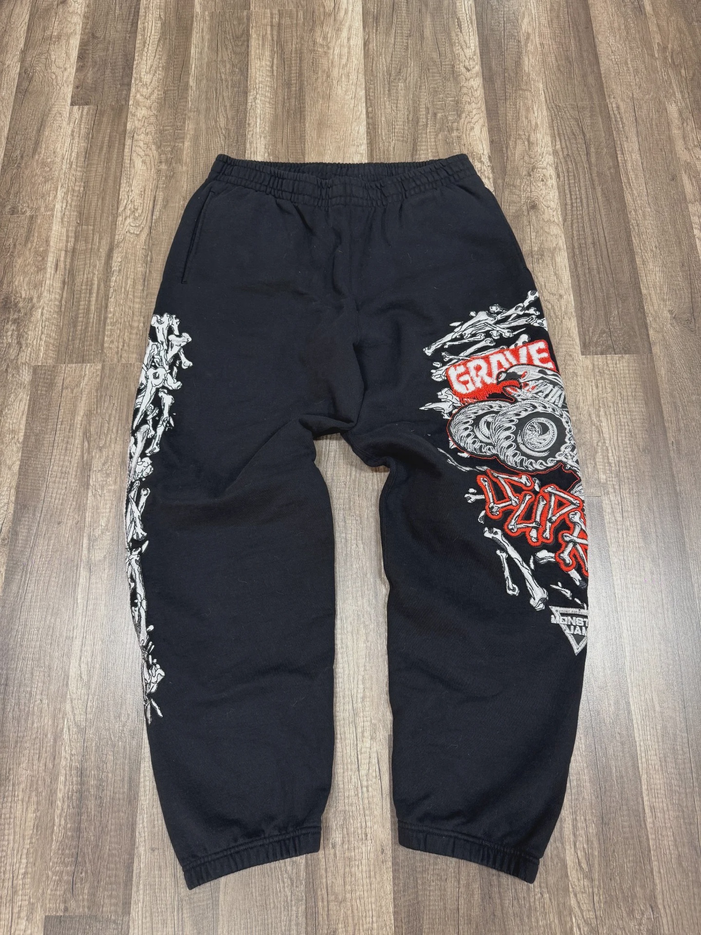 Supreme Grave Digger Bones Sweatpant Black • Brand New [1149] - photo 1