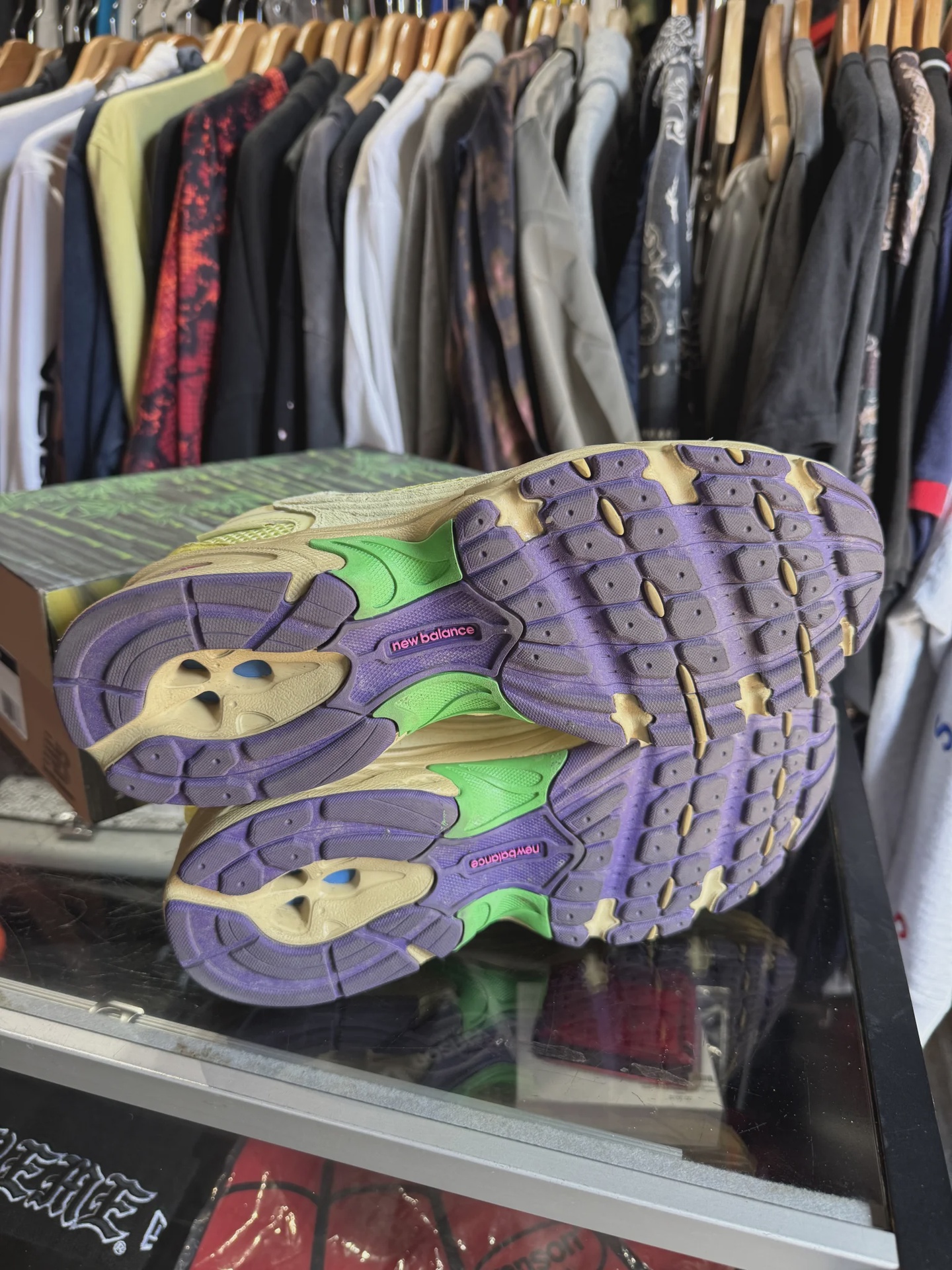 New Balance 530 Salehe Bembury Prosperity Be The Prize • Pre-Owned [8511] - photo 3