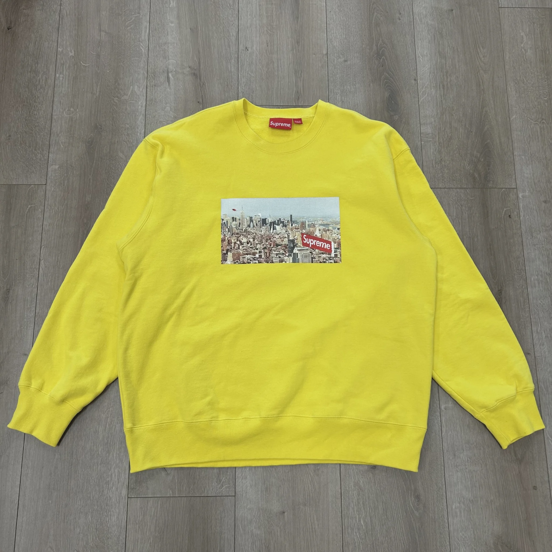 Supreme Aerial Crewneck Lemon • Pre-Owned [8867] - photo 1