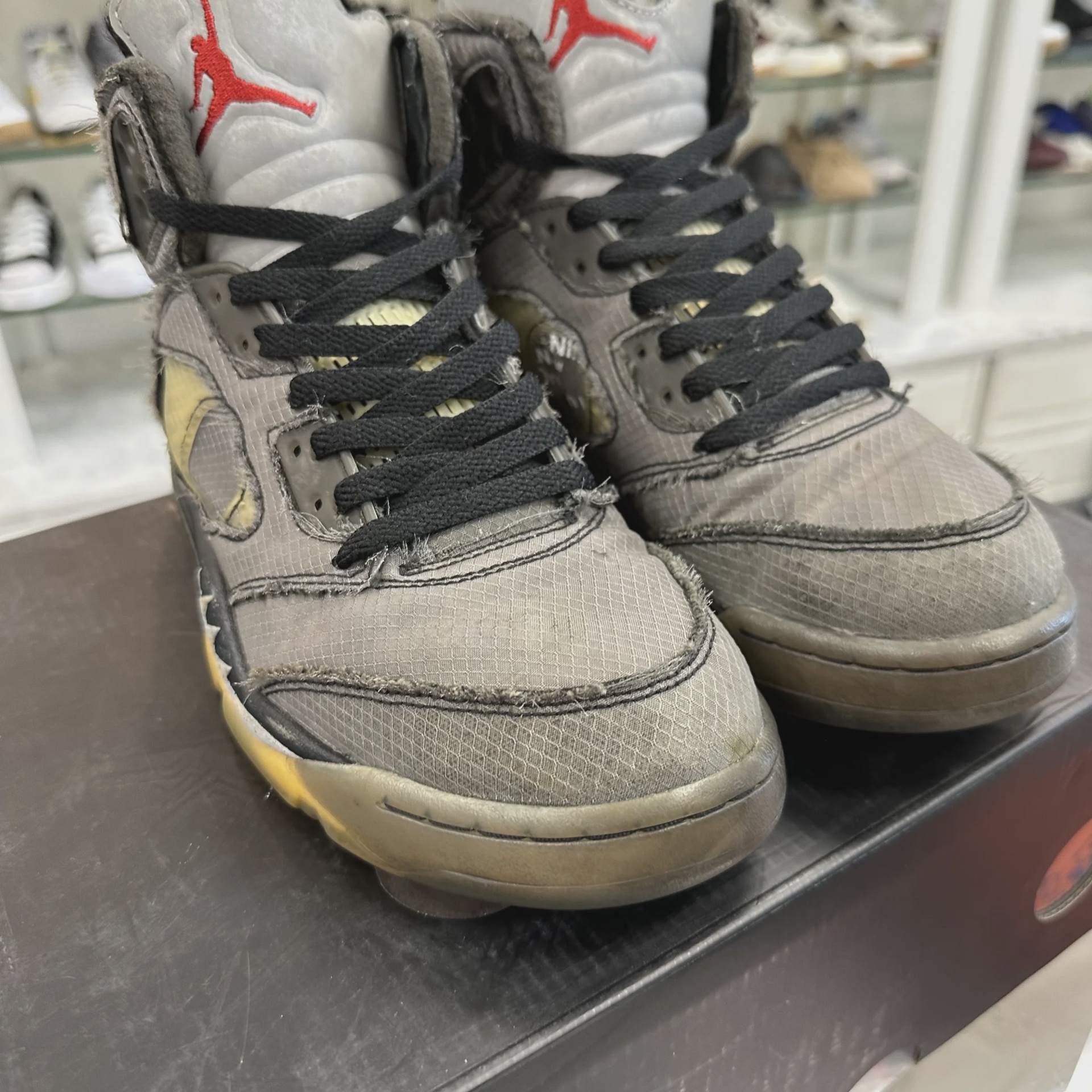 Air Jordan 5 Retro Off-White Muslin • Pre-Owned [8388] - photo 5