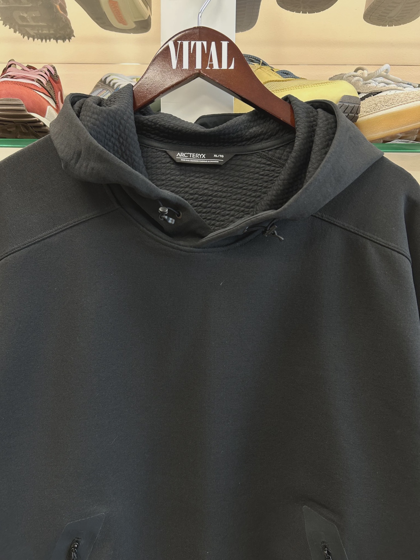 Arc'teryx Leston black hoodie • Pre-Owned [7845] 2