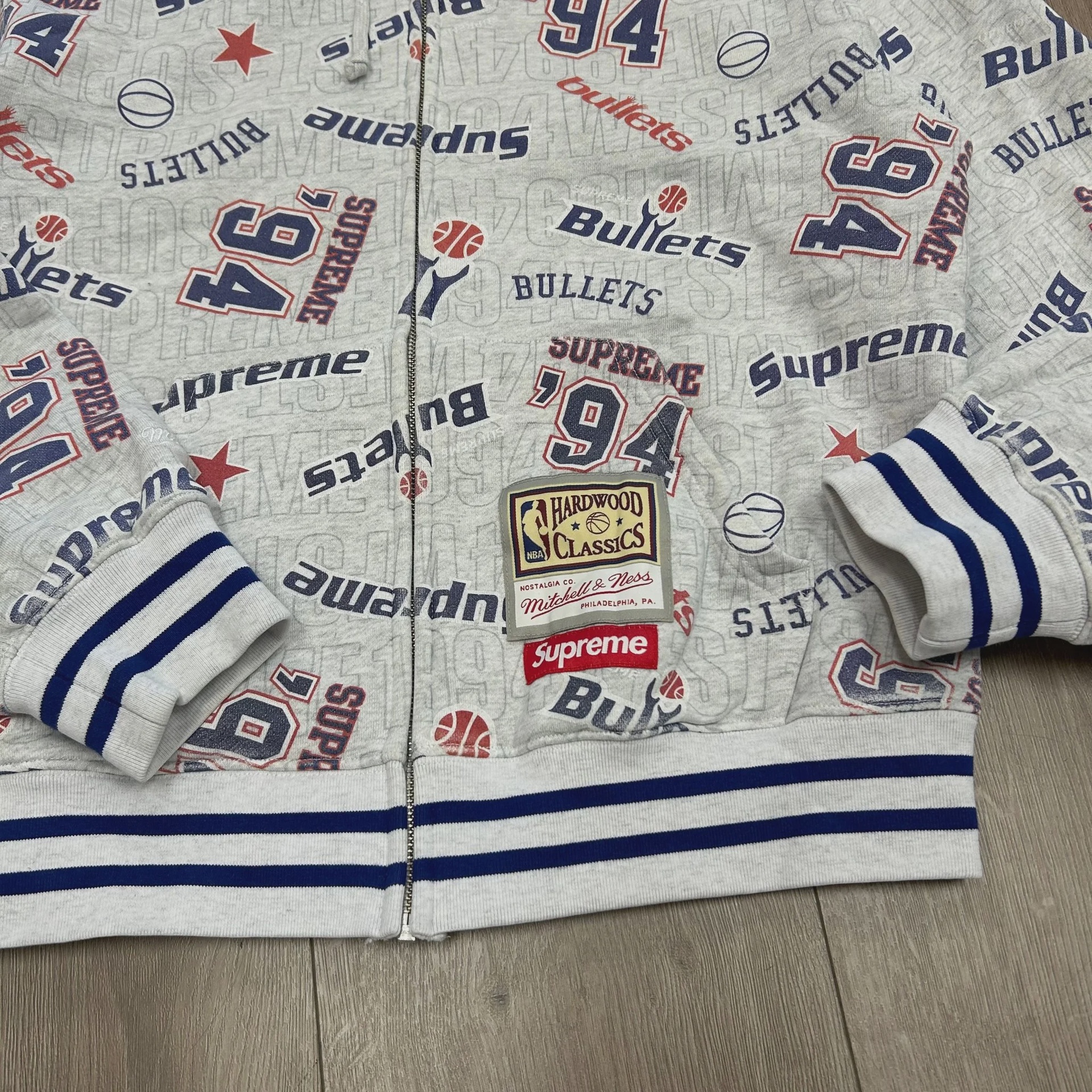 Supreme x Mitchell & Ness Teams Zip Up Hooded Sweatshirt • Pre-Owned [9299] - photo 6