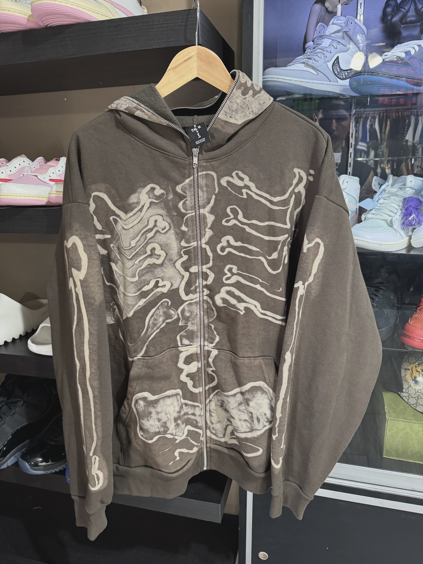 Travis Fragment Brown Zip Up L • Brand New [1433] - photo 1