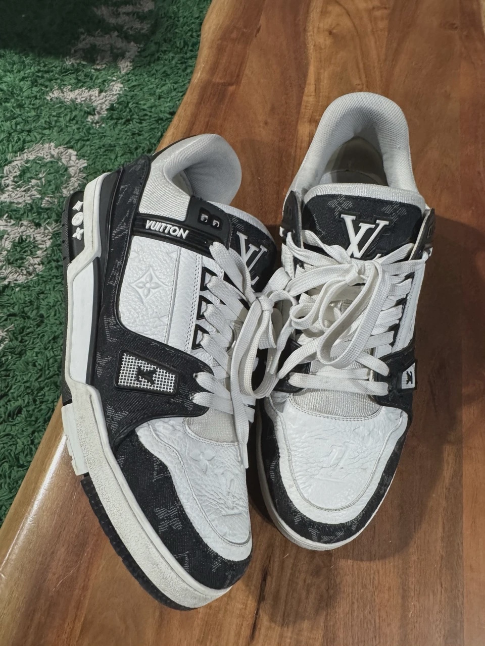 Louis Vuitton Trainer 9LV No Box • Pre-Owned [8024]