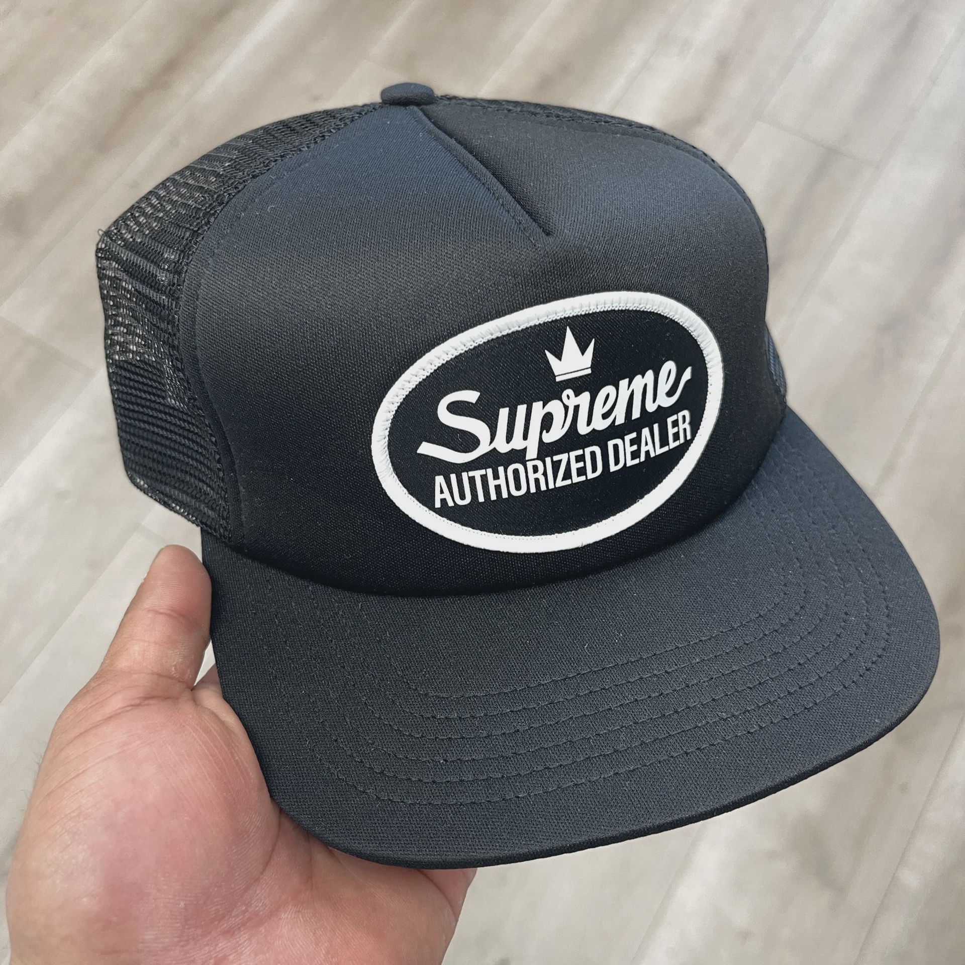 Supreme Supreme Authorized Dealer Hat - Size One Size