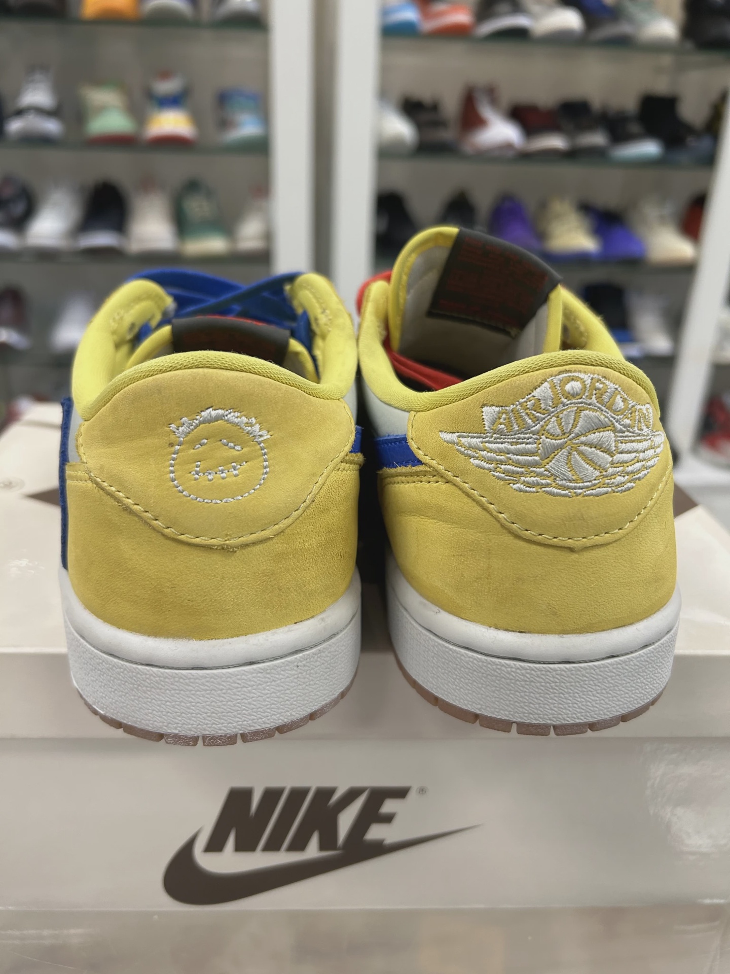 Jordan 1 Retro Low OG SP Travis Scott Canary (W) • Pre-Owned [4899] - photo 4