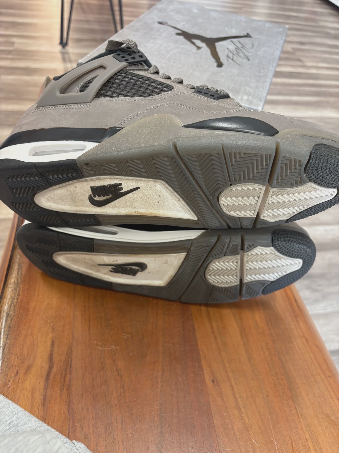 Air Jordan 4 Retro Cave Stone • Pre-Owned [4477] - photo 3