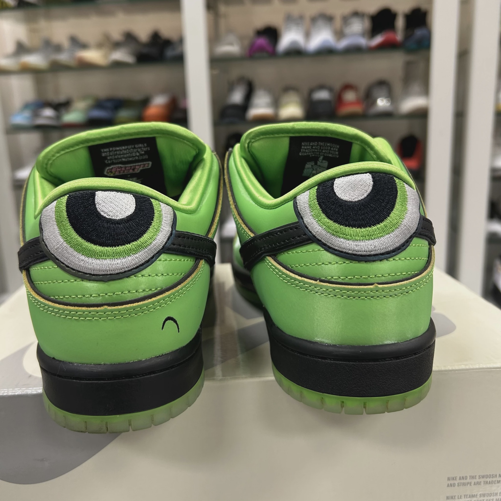 Nike SB Dunk Low The Powerpuff Girls Buttercup • Pre-Owned [1672] 5
